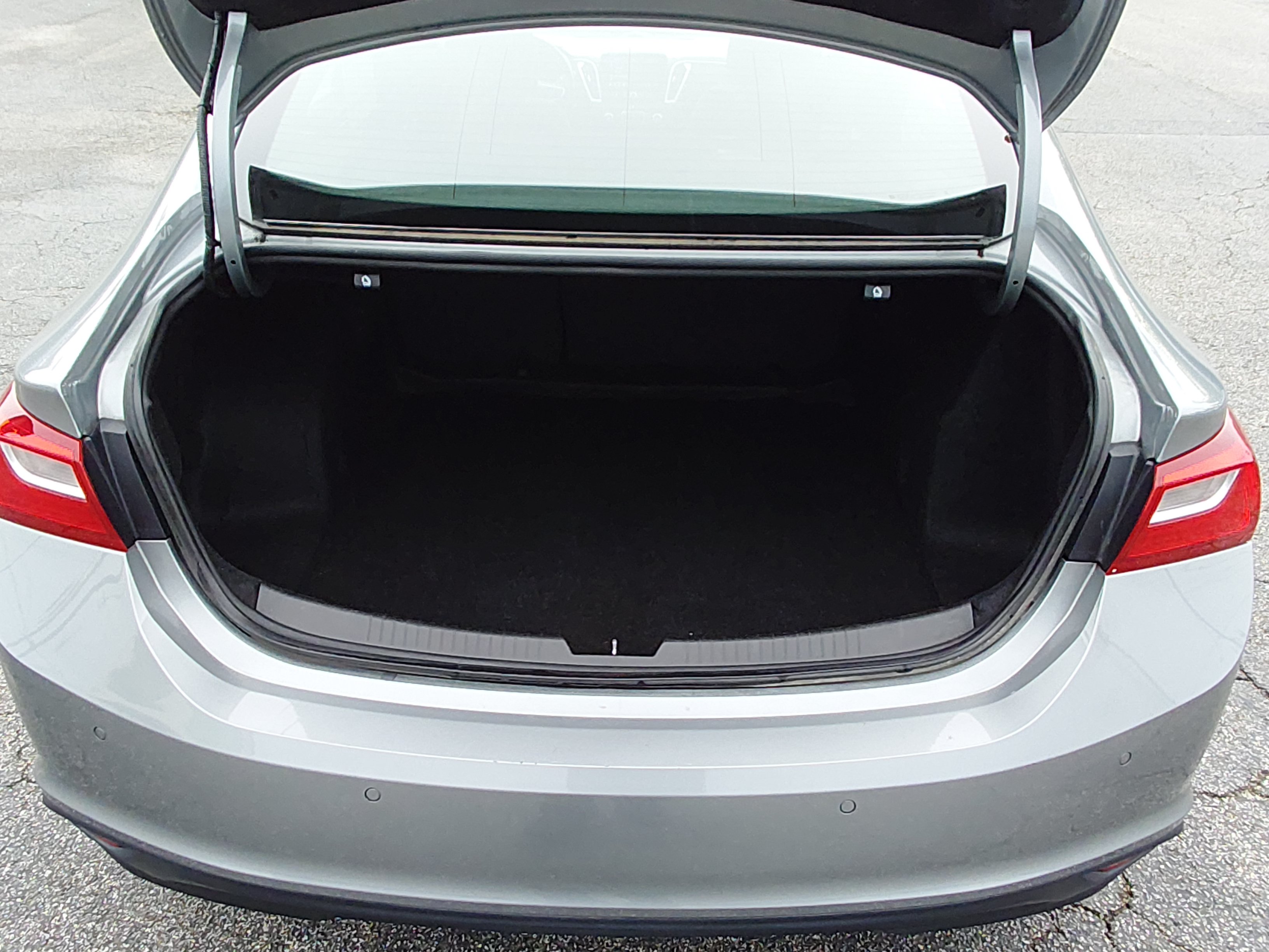 2024 Chevrolet Malibu 1LT - Photo 11