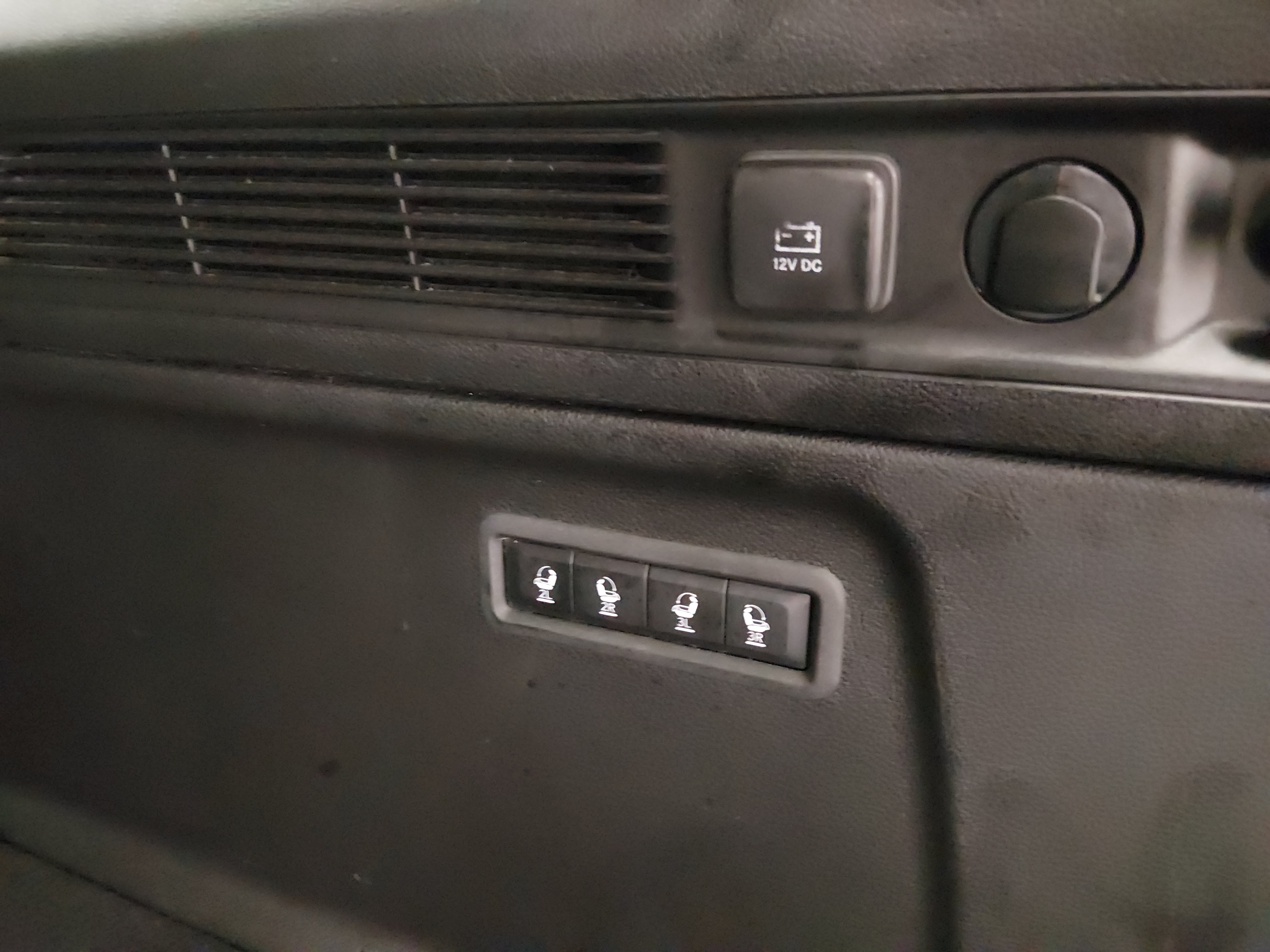 2024 Jeep Wagoneer L Series II - Photo 21