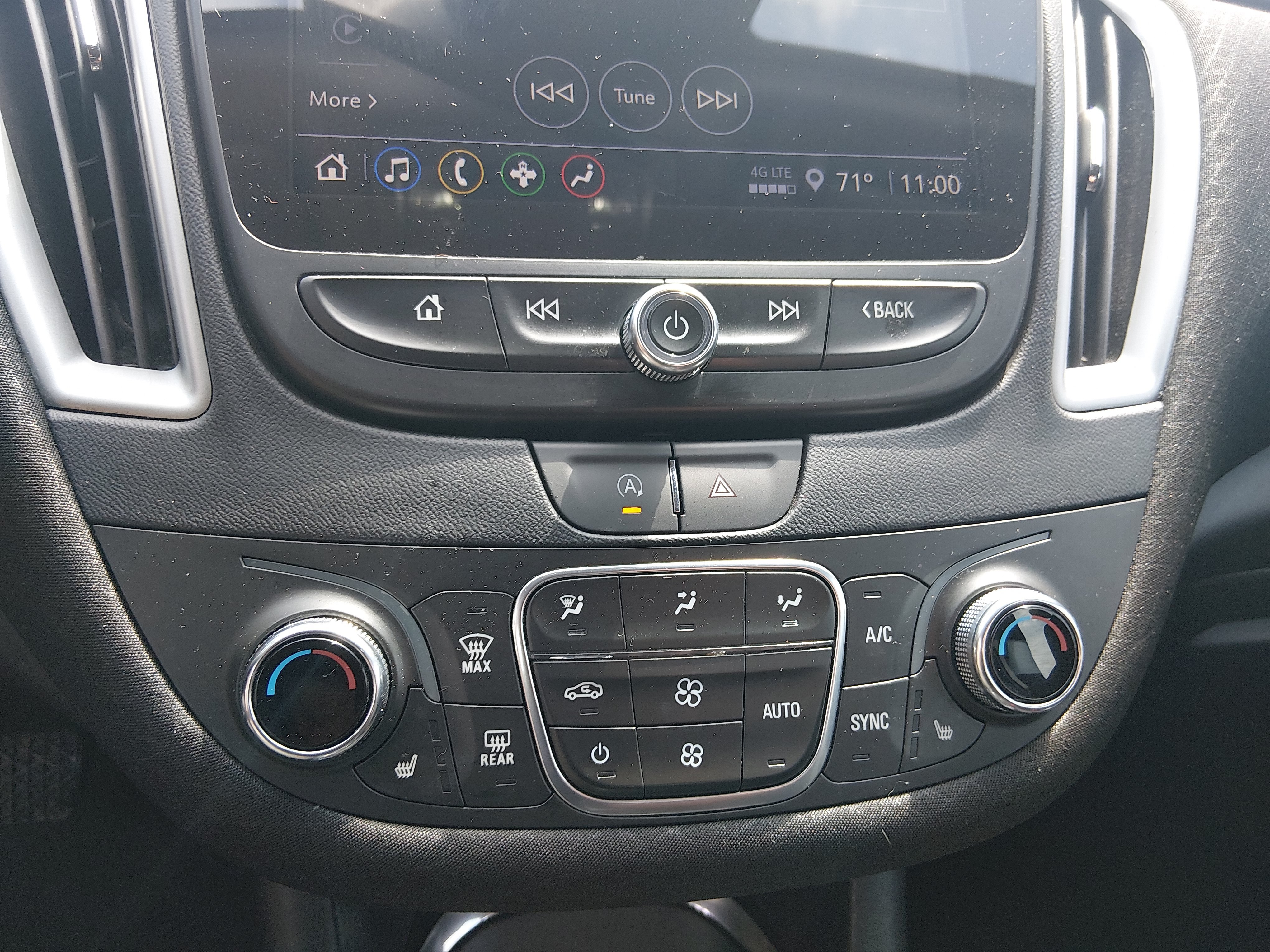2024 Chevrolet Malibu 1LT - Photo 13