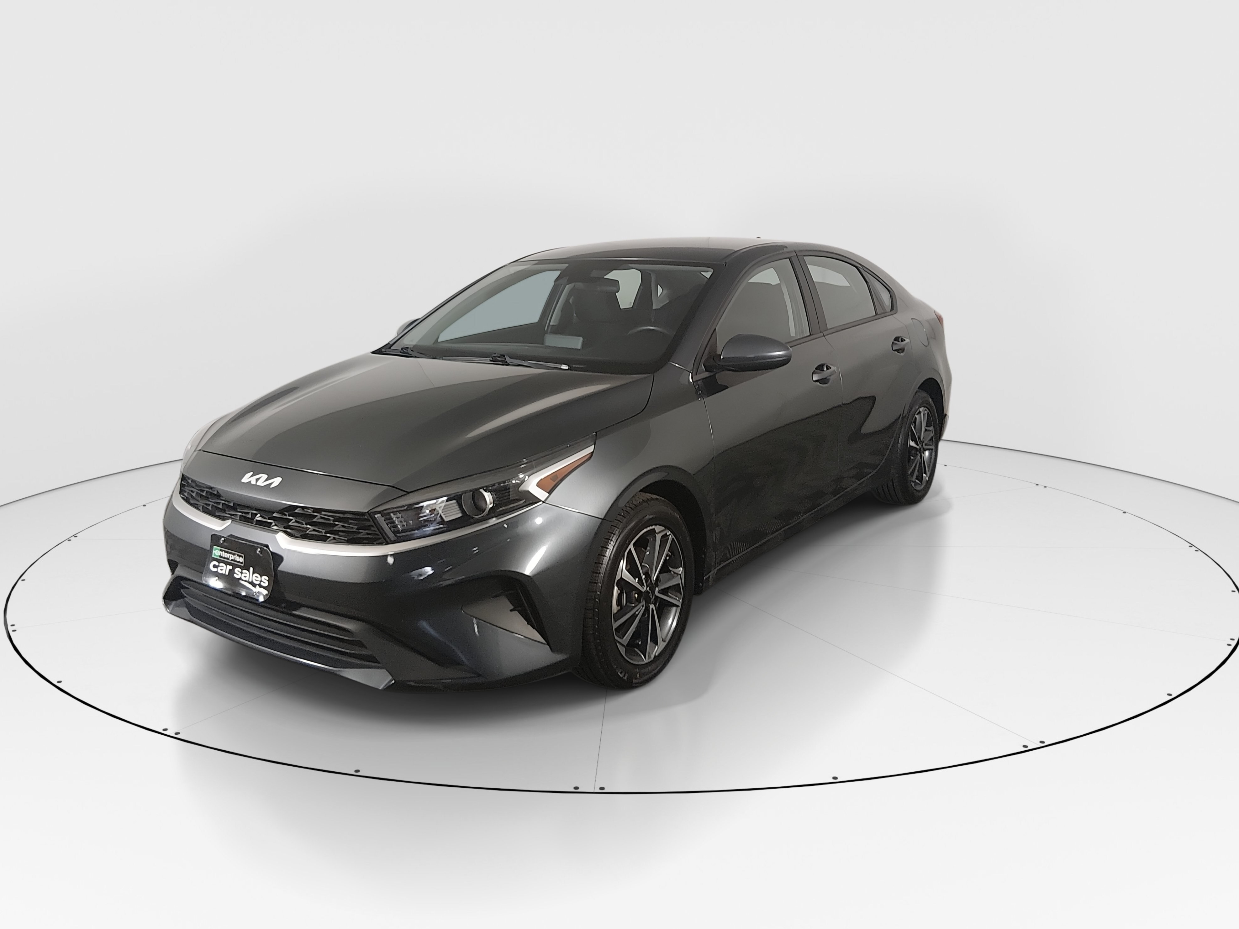 2024 Kia Forte LXS - Photo 3