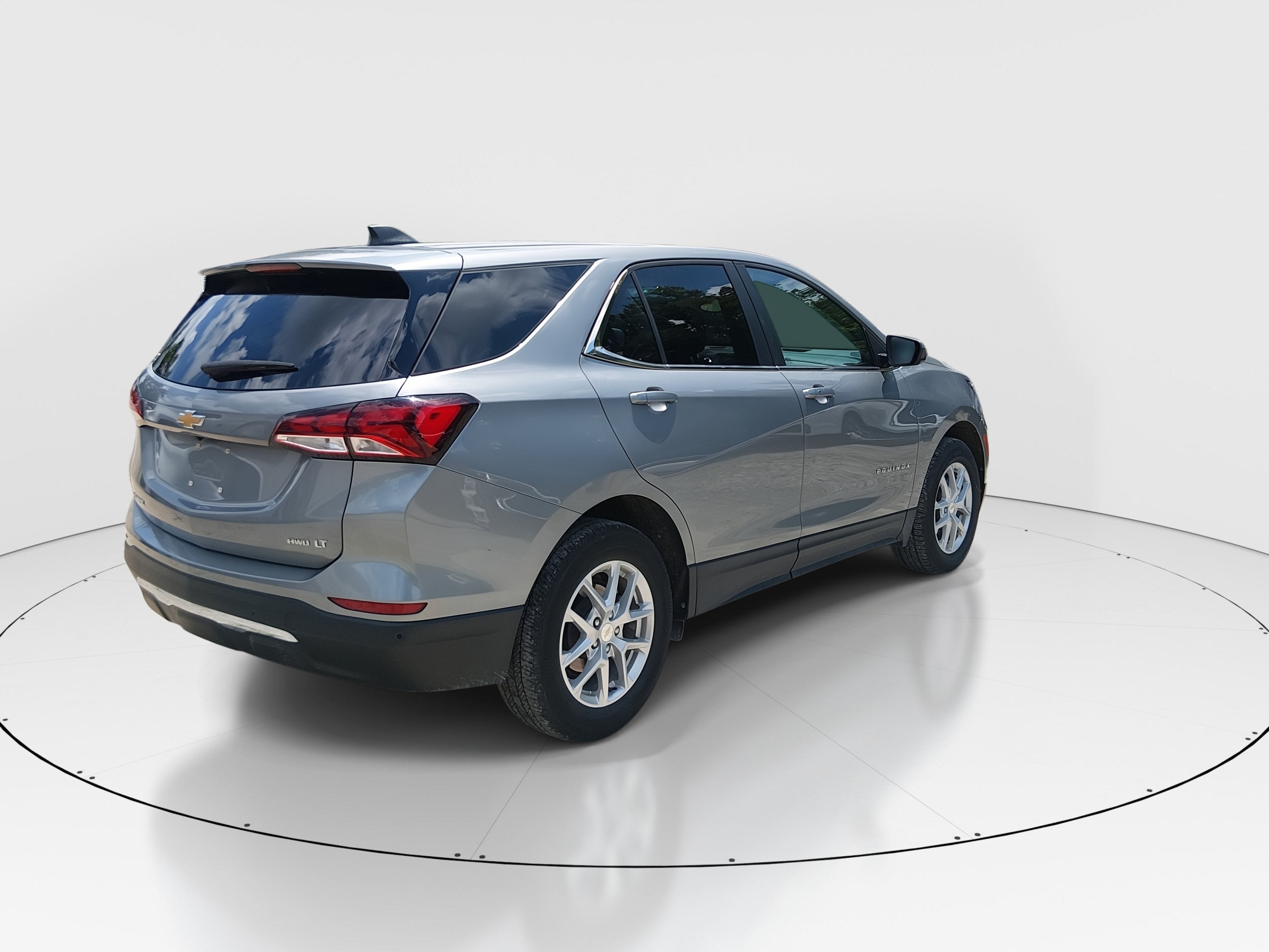2024 Chevrolet Equinox LT - Photo 7