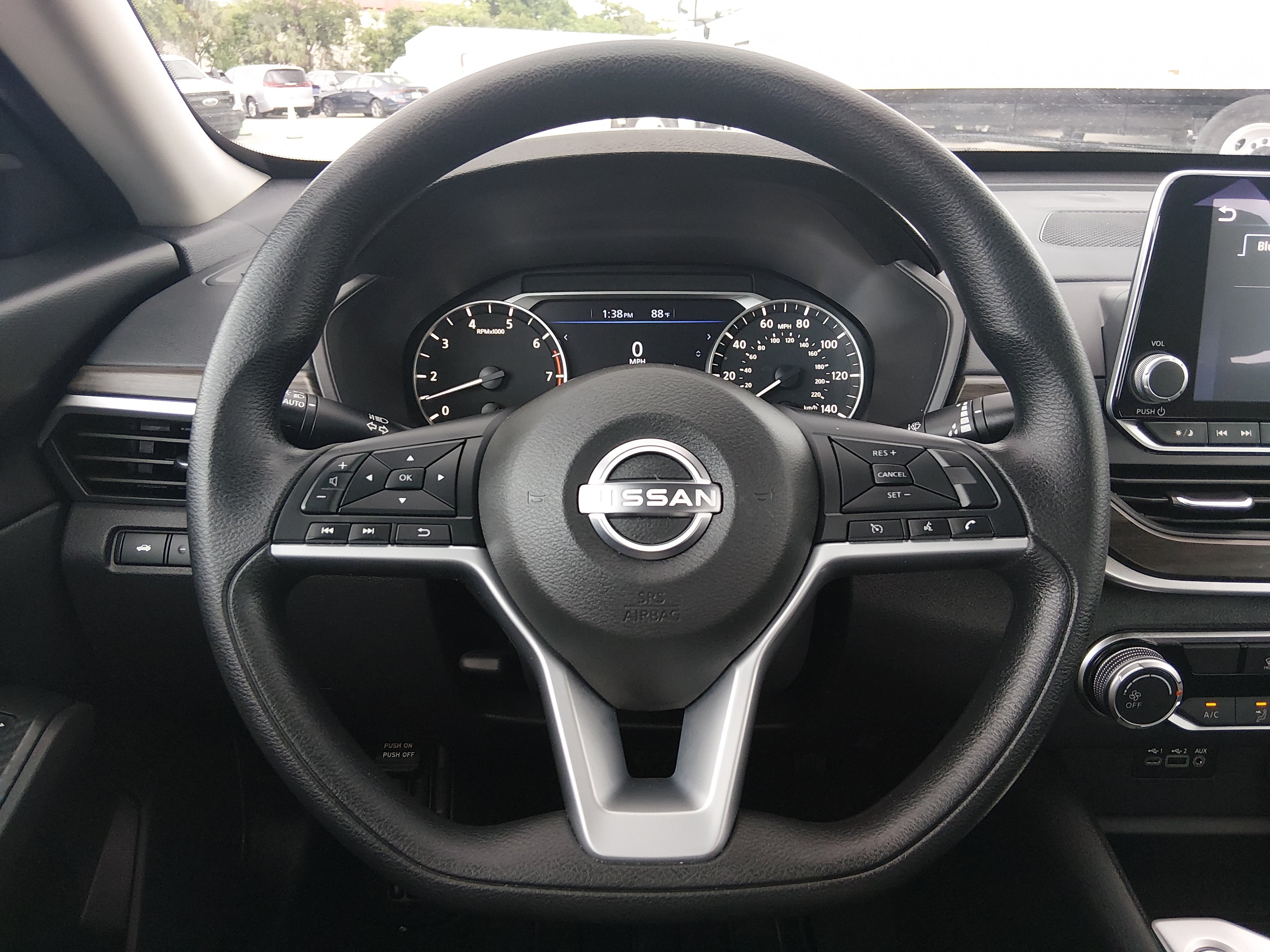 2025 Nissan Altima SV - Photo 12