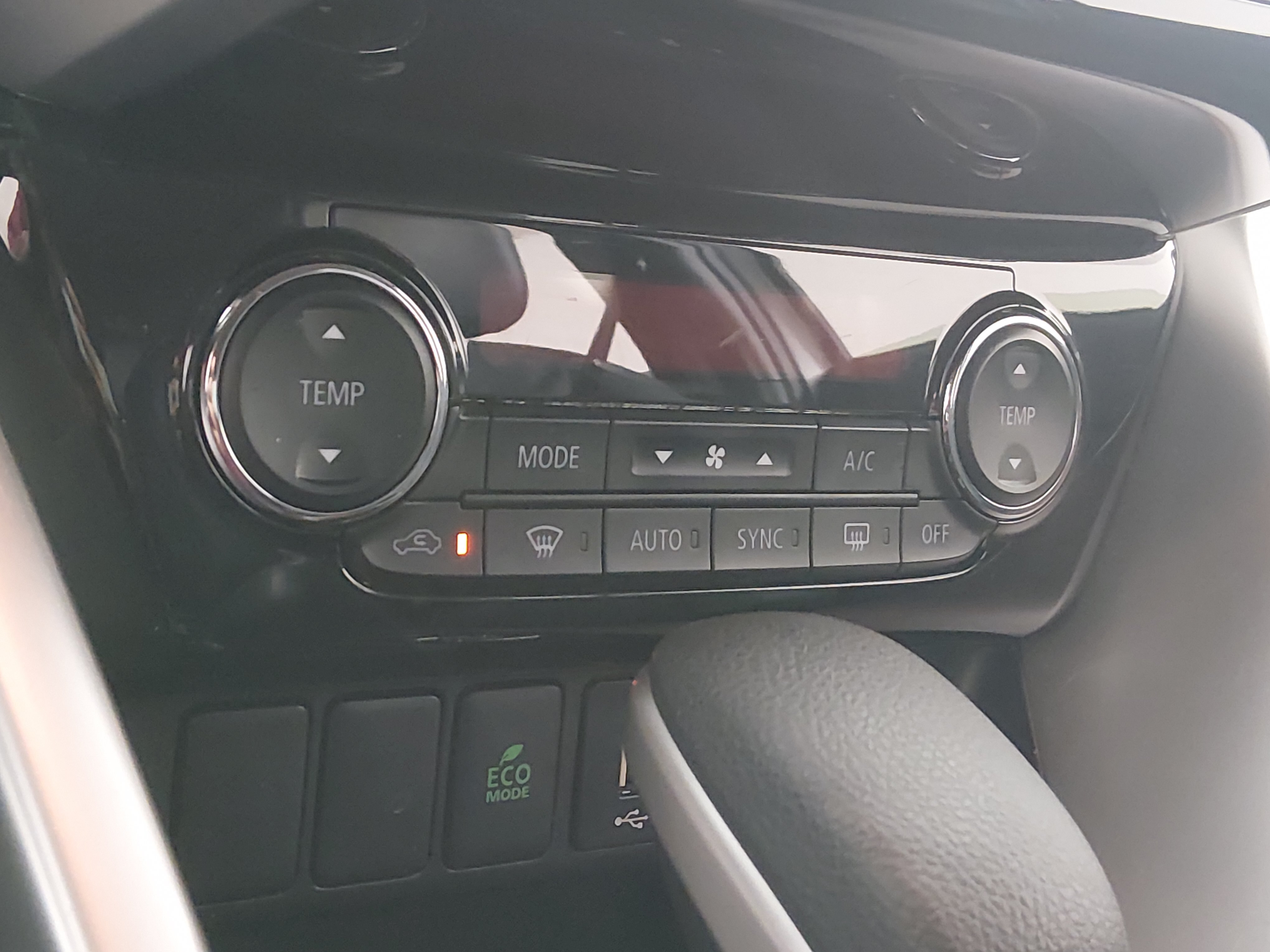 2024 Mitsubishi Eclipse Cross SE - Photo 20