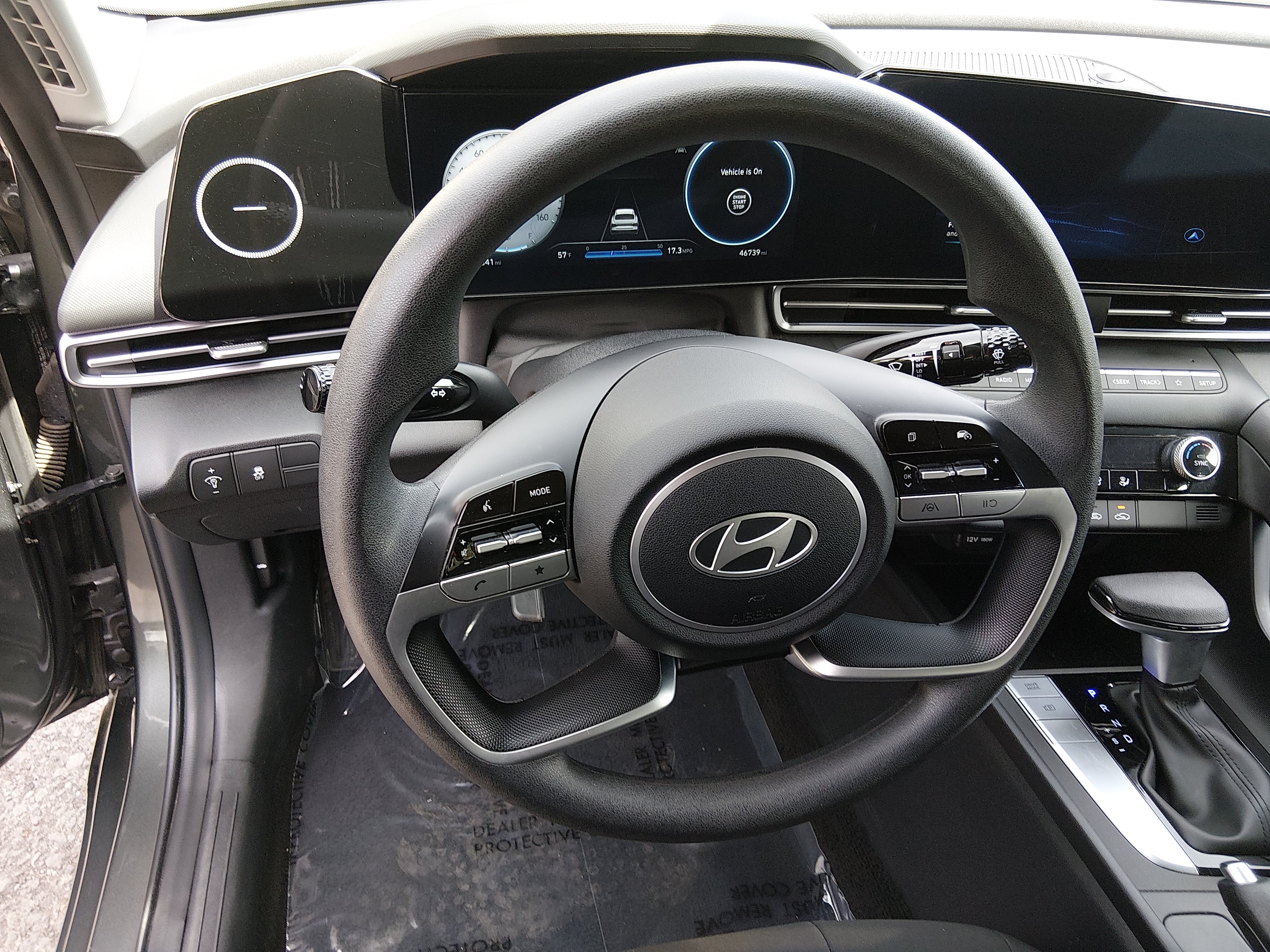 2024 Hyundai Elantra SEL - Photo 12