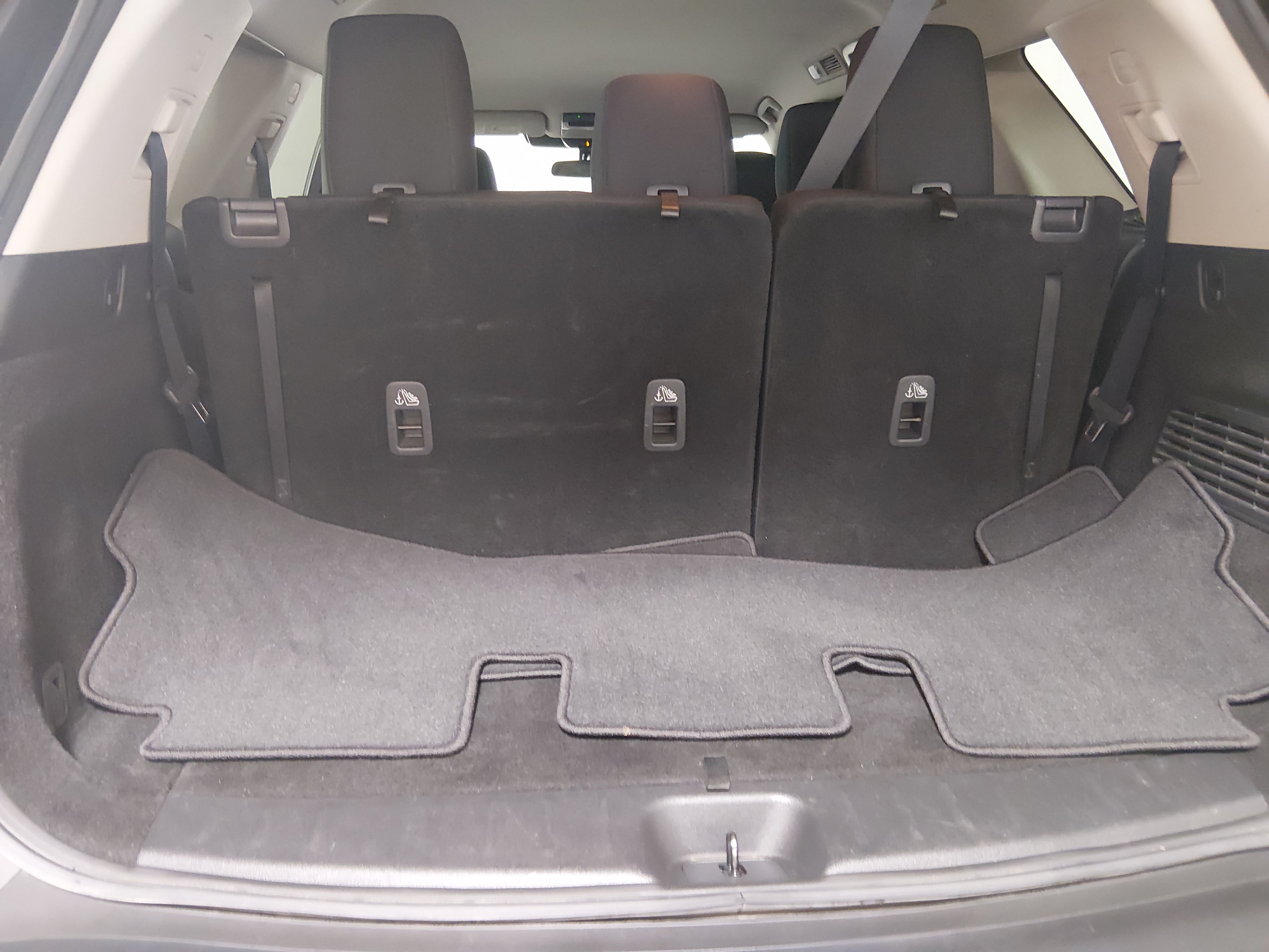 2024 Nissan Pathfinder SV - Photo 11