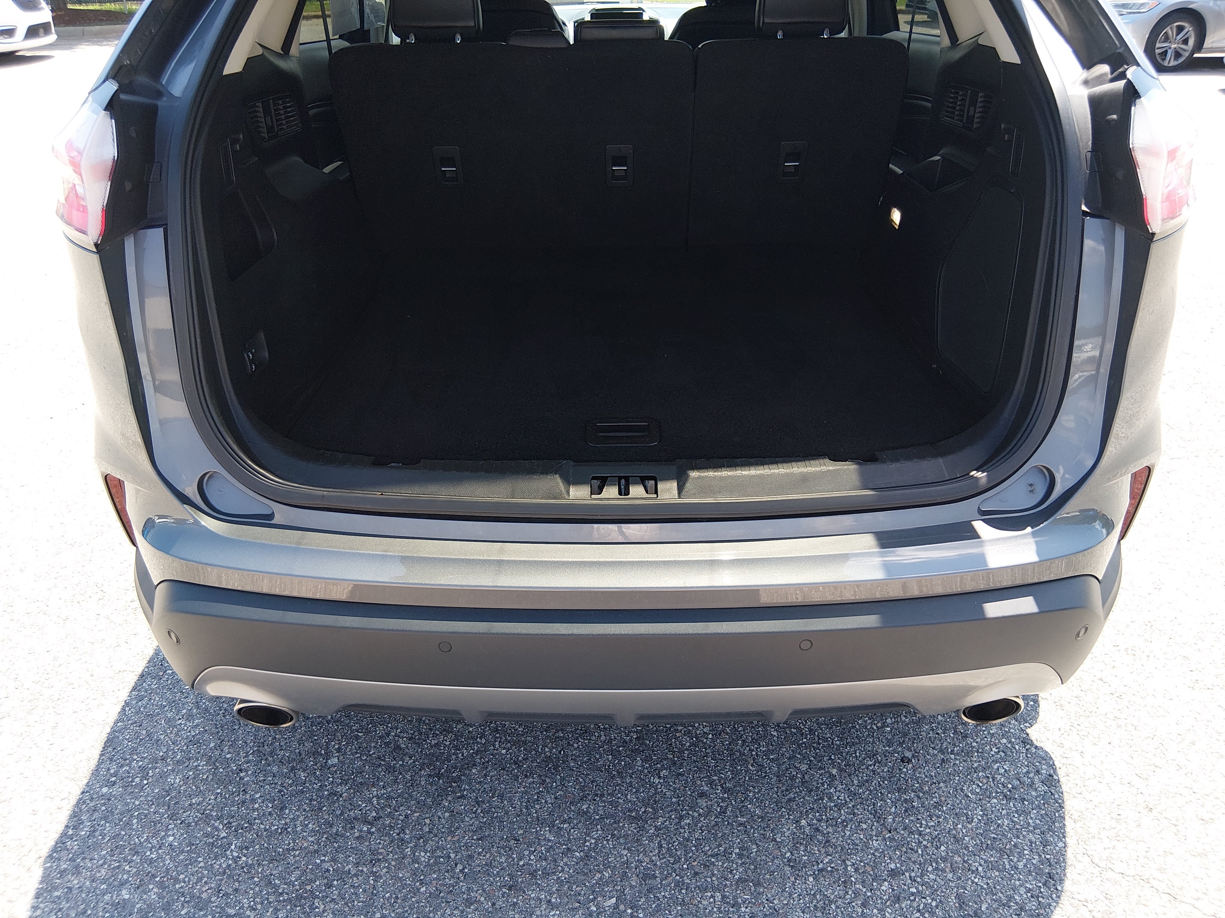 2024 Ford Edge Titanium - Photo 11