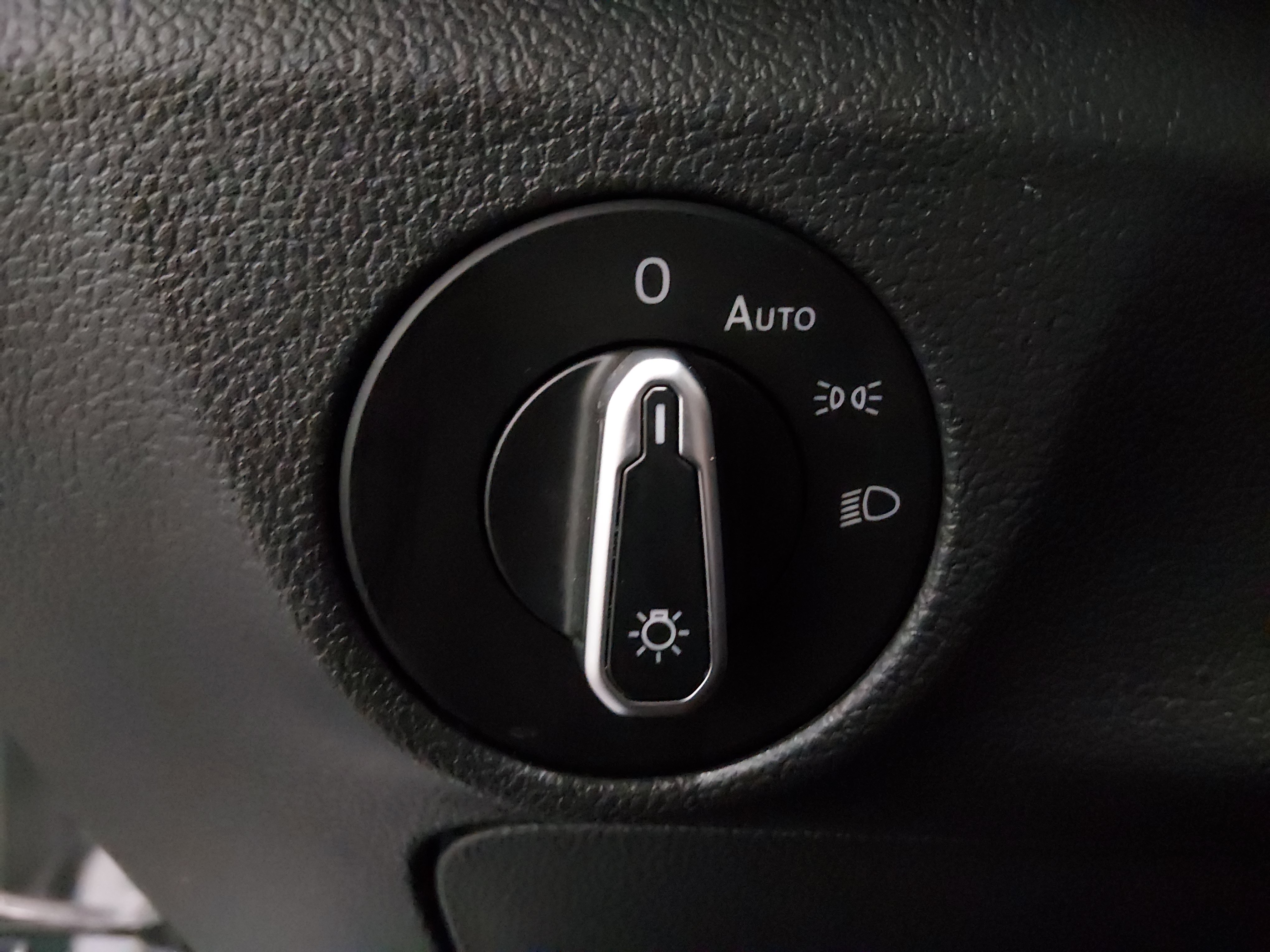 2024 Volkswagen Jetta SE - Photo 13