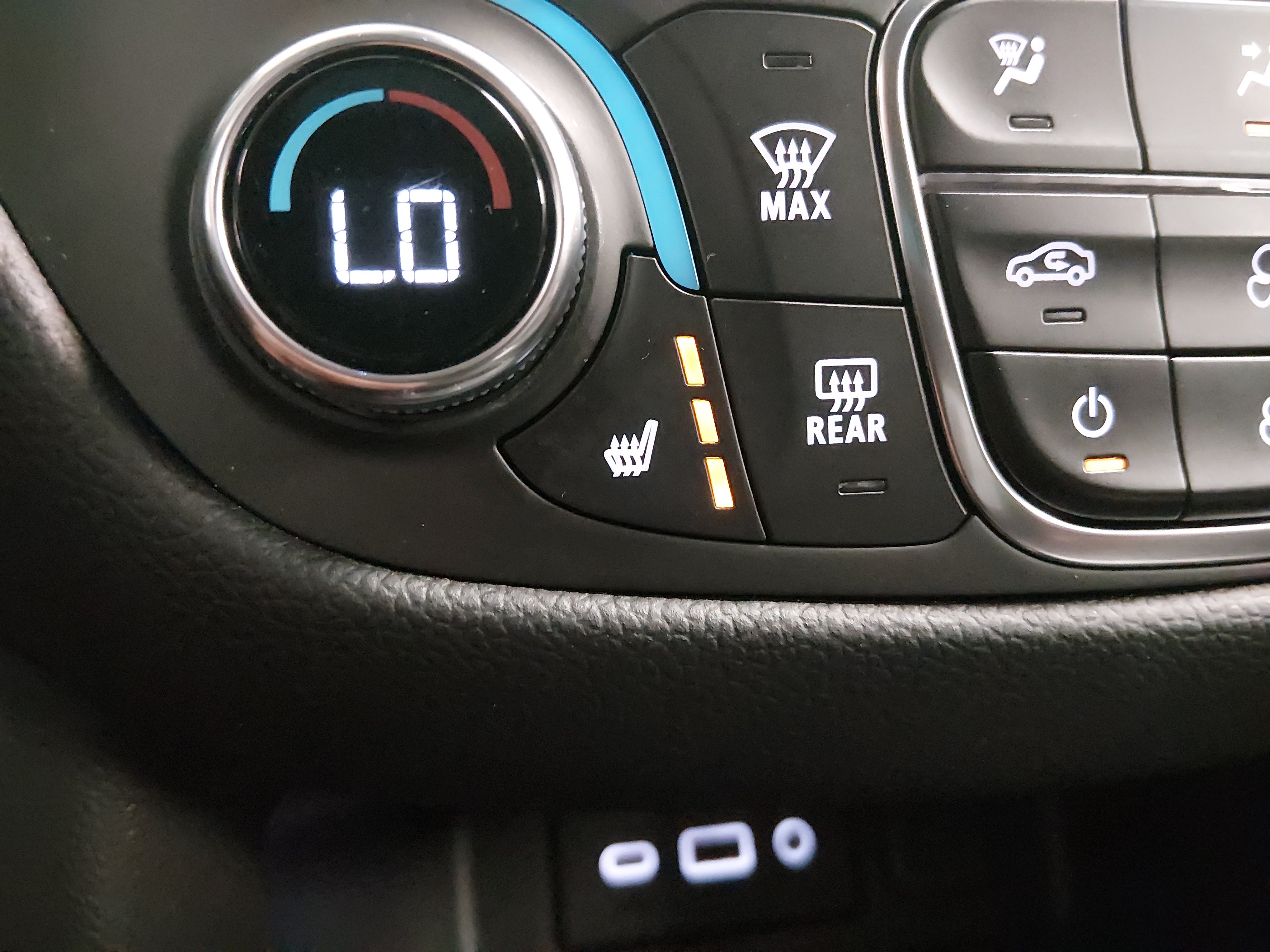 2024 Chevrolet Equinox LT - Photo 17