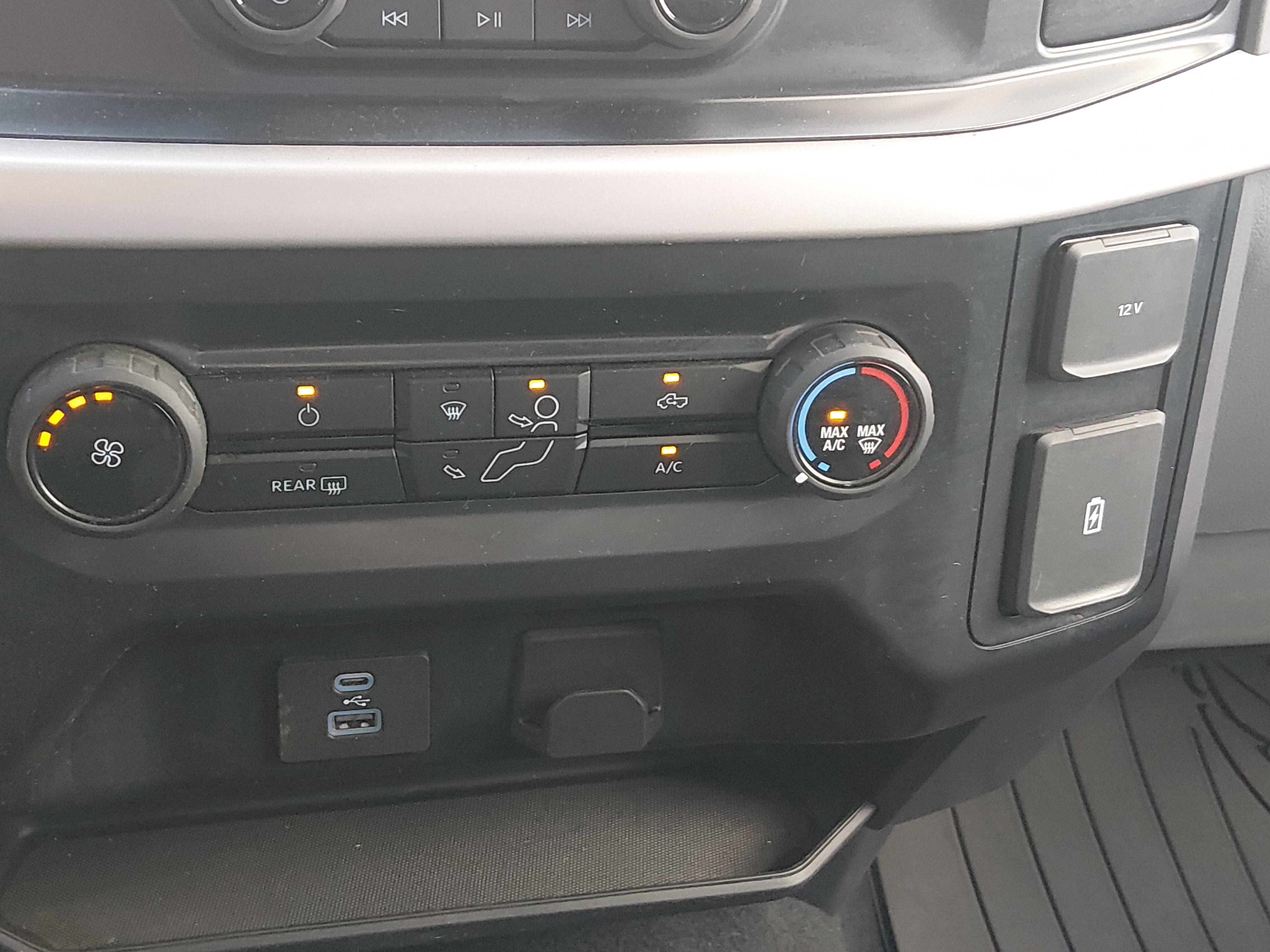 2023 Ford F-150 XLT - Photo 20