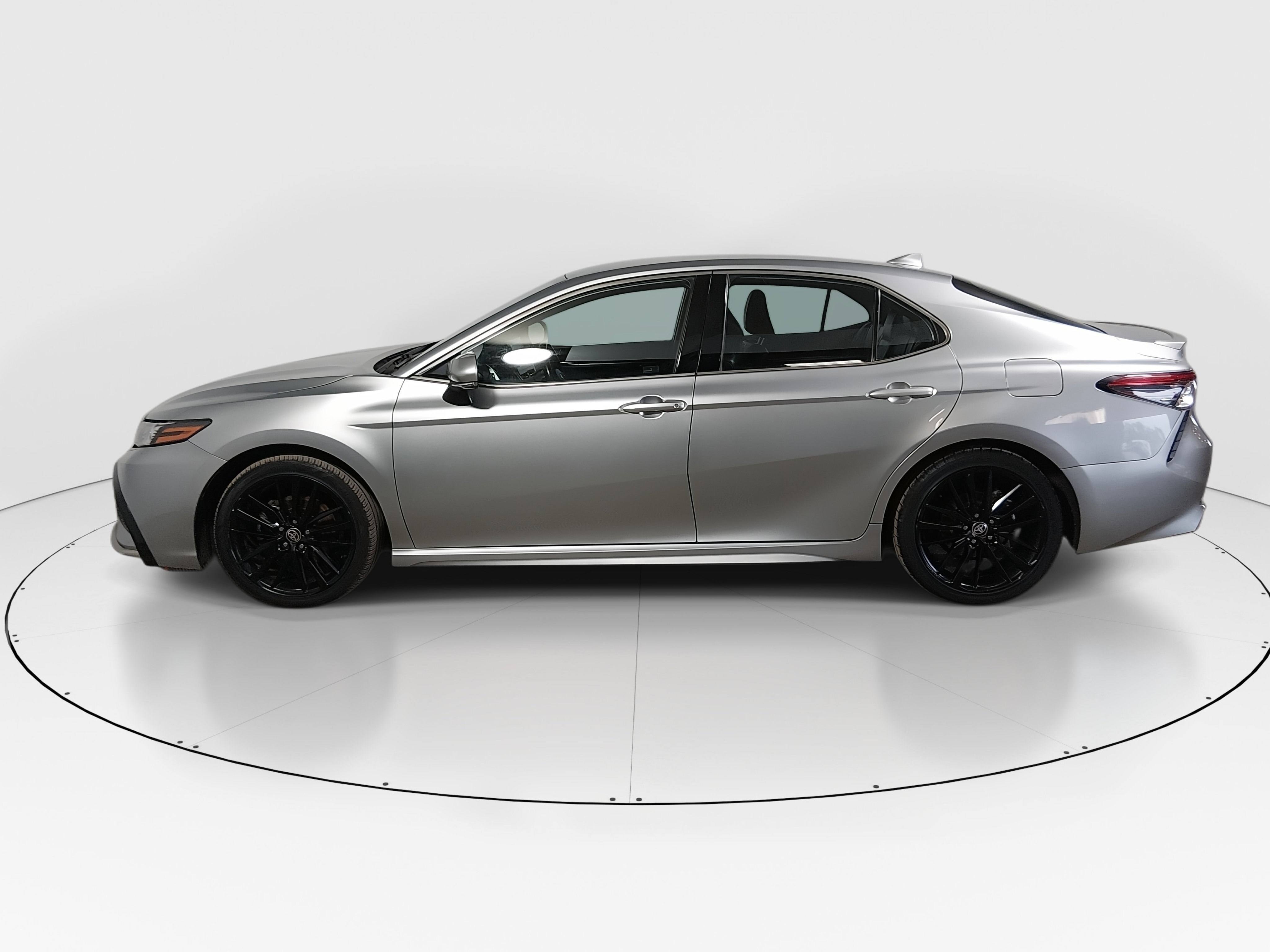 2024 Toyota Camry XSE - Photo 4