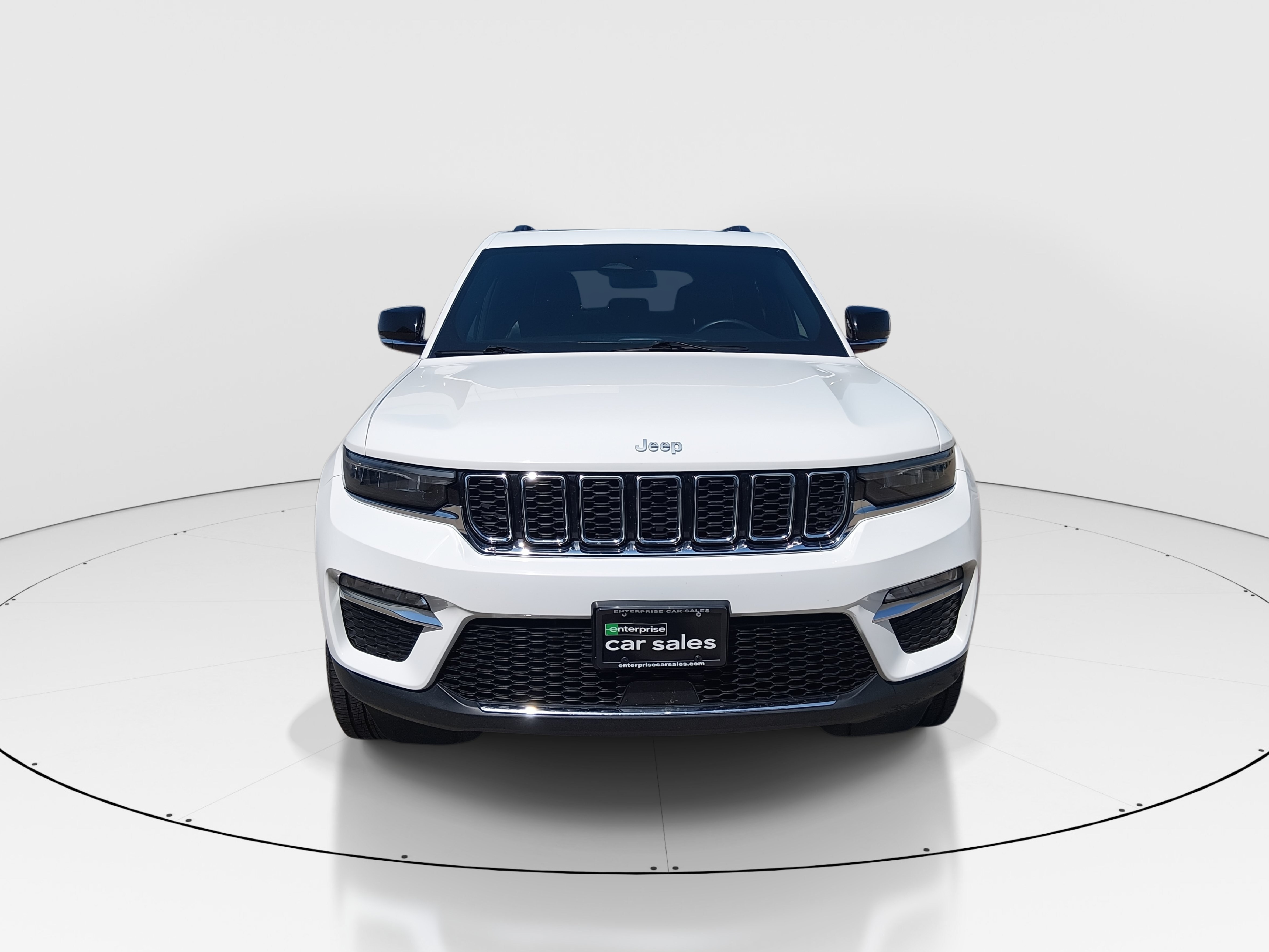 2024 Jeep Grand Cherokee 2
