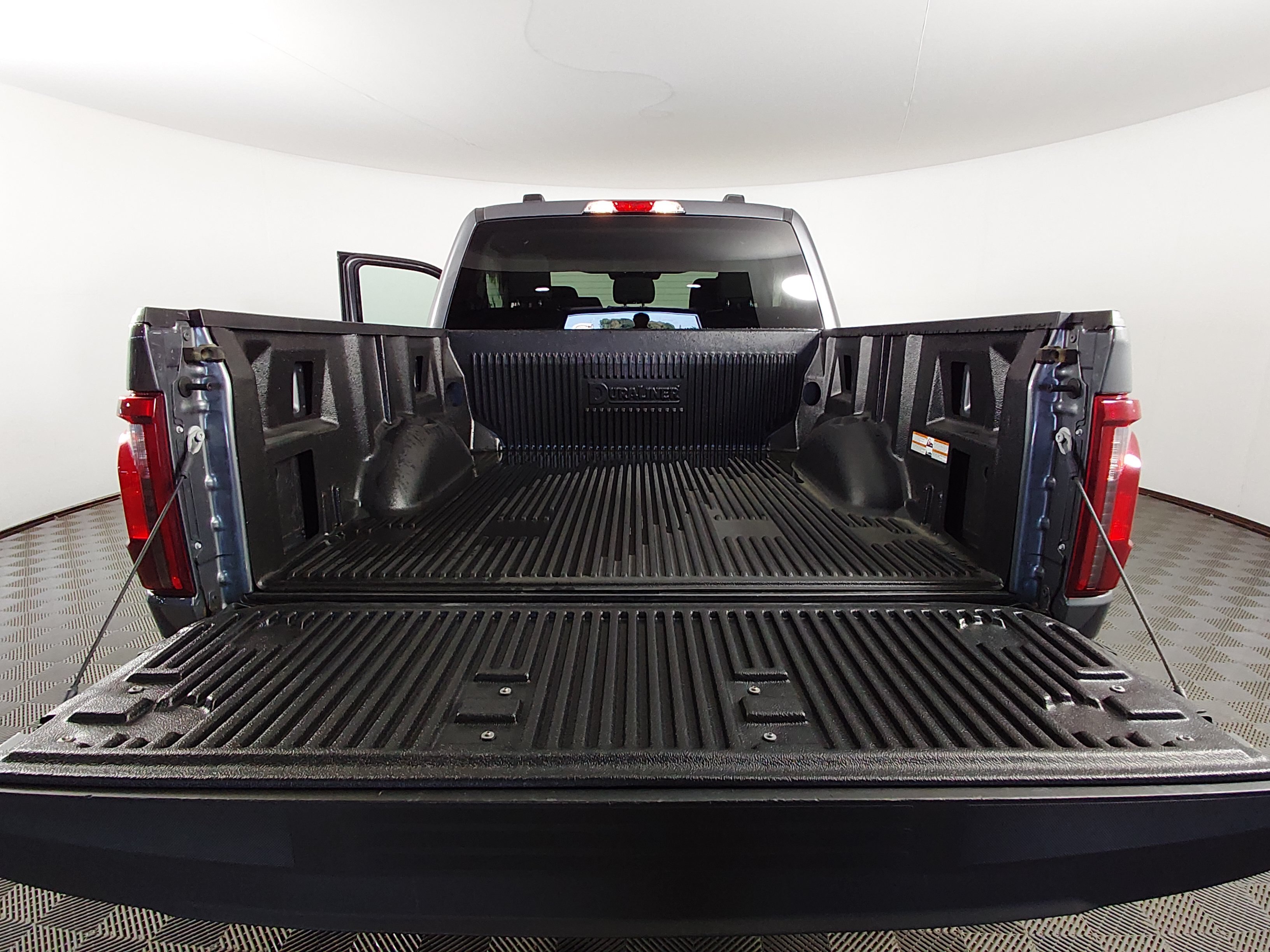 2025 Ford F-150 XLT - Photo 11