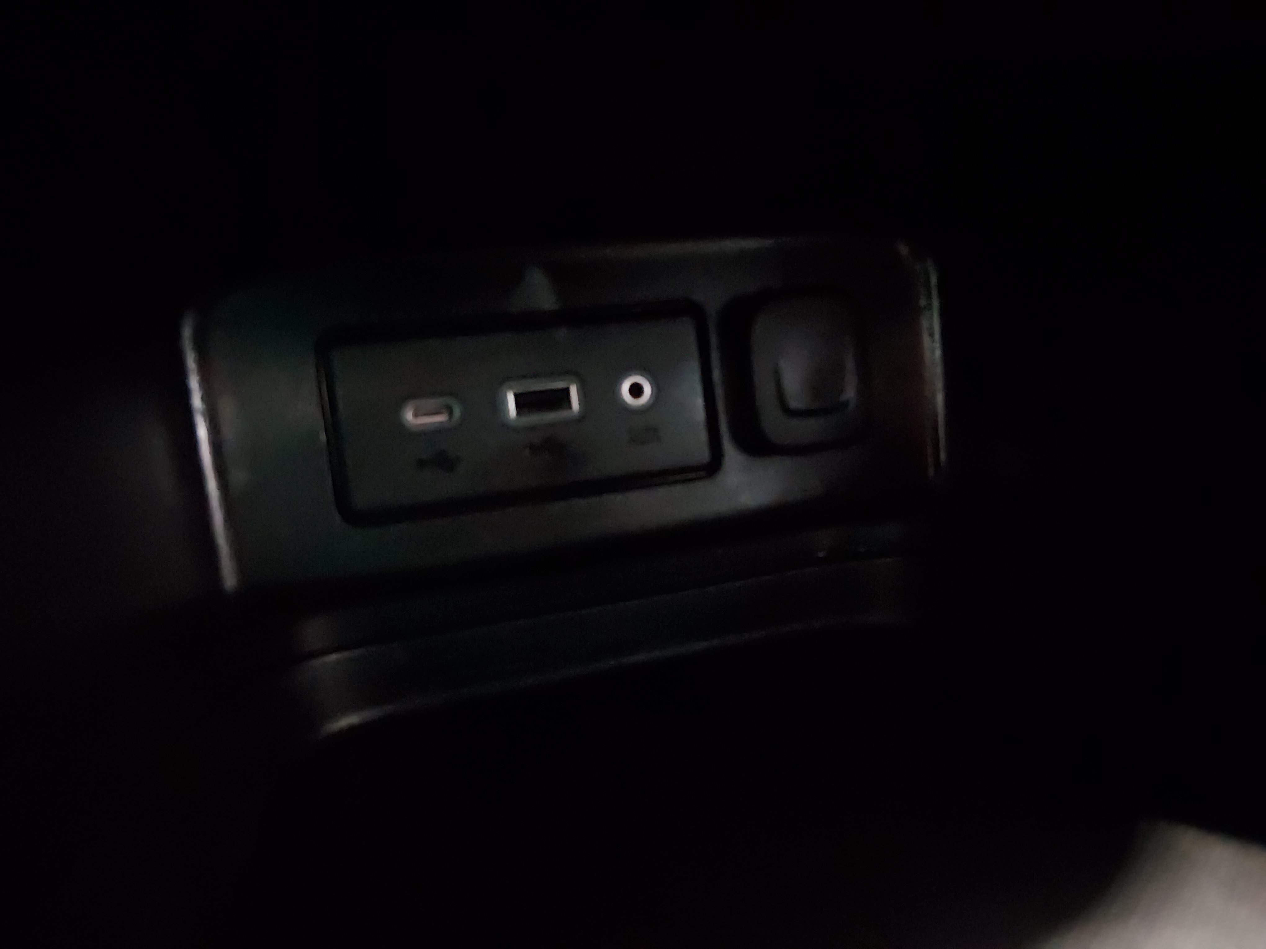 2024 Chevrolet Equinox LT - Photo 19