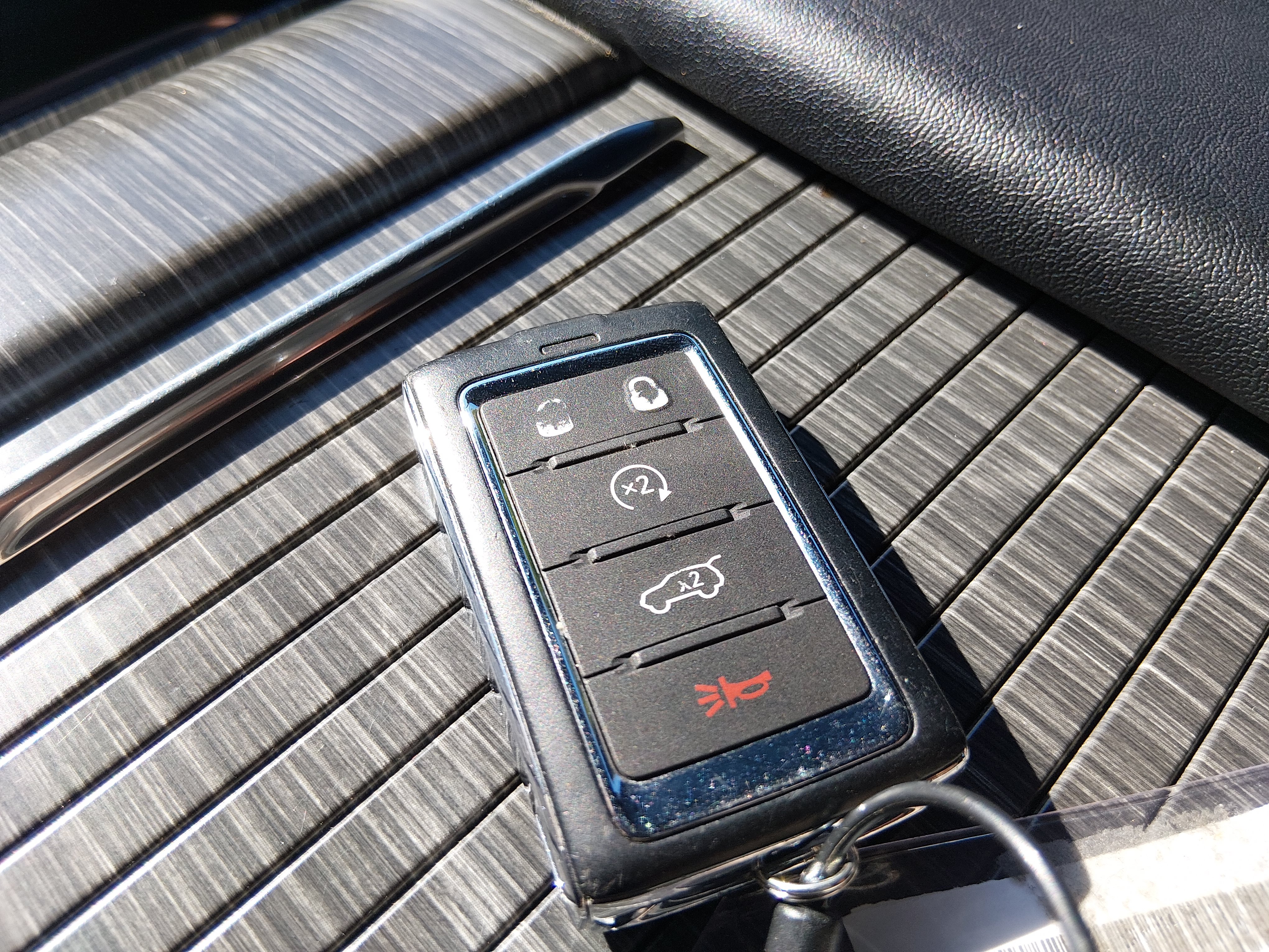2024 Jeep Wagoneer Series II - Photo 15