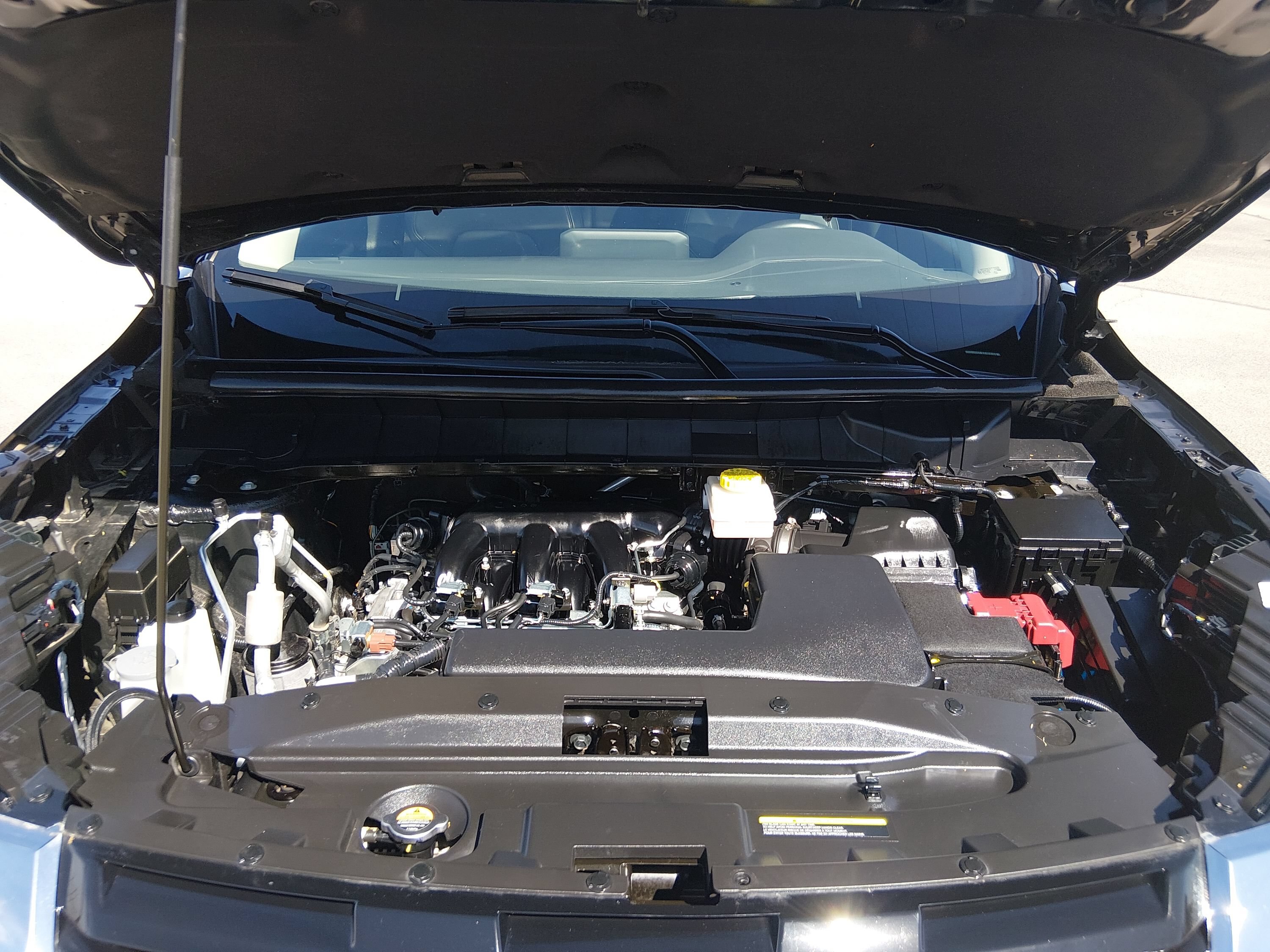 2025 Nissan Pathfinder SL - Photo 9