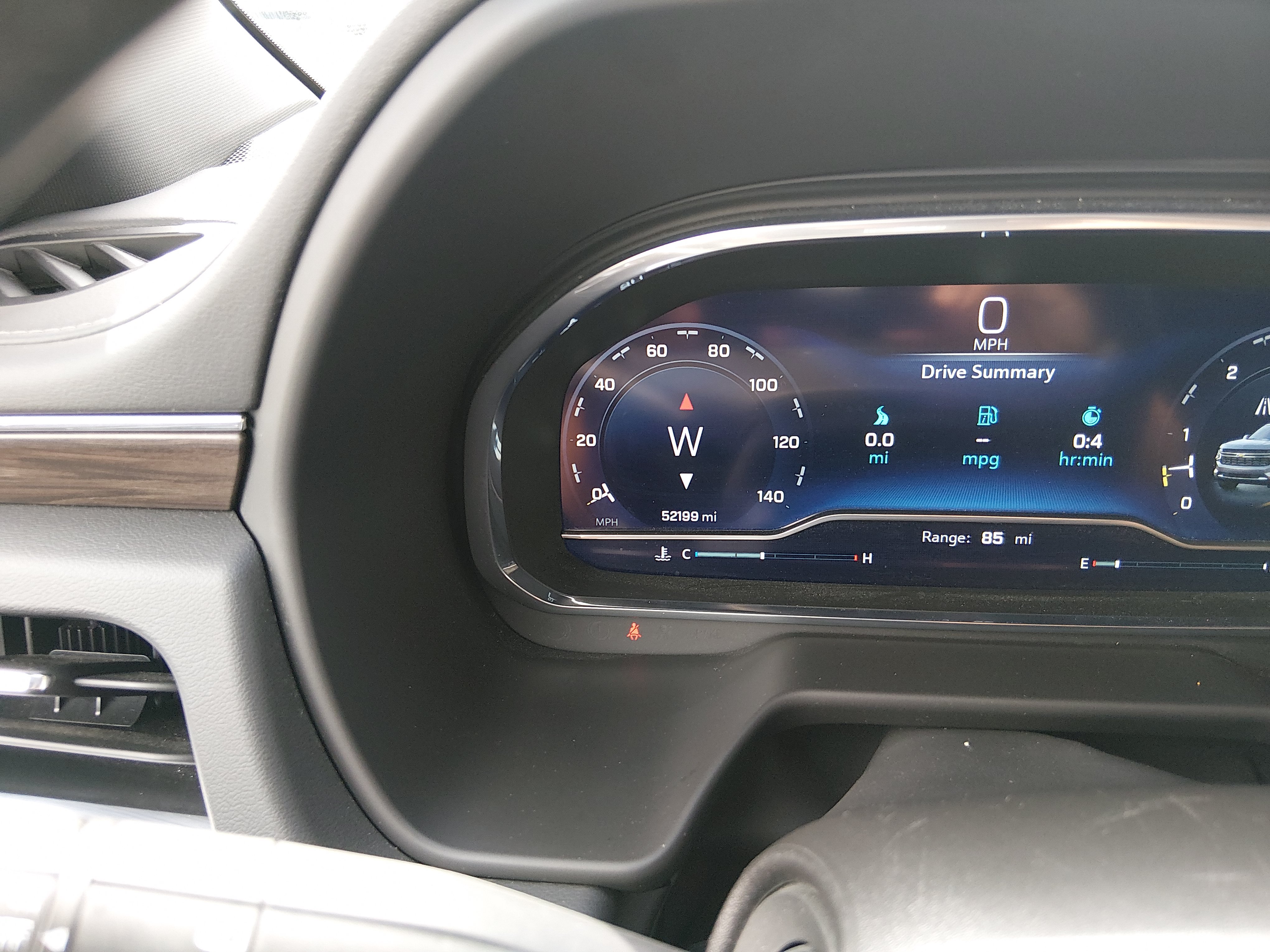 2024 Chevrolet Suburban LT - Photo 14