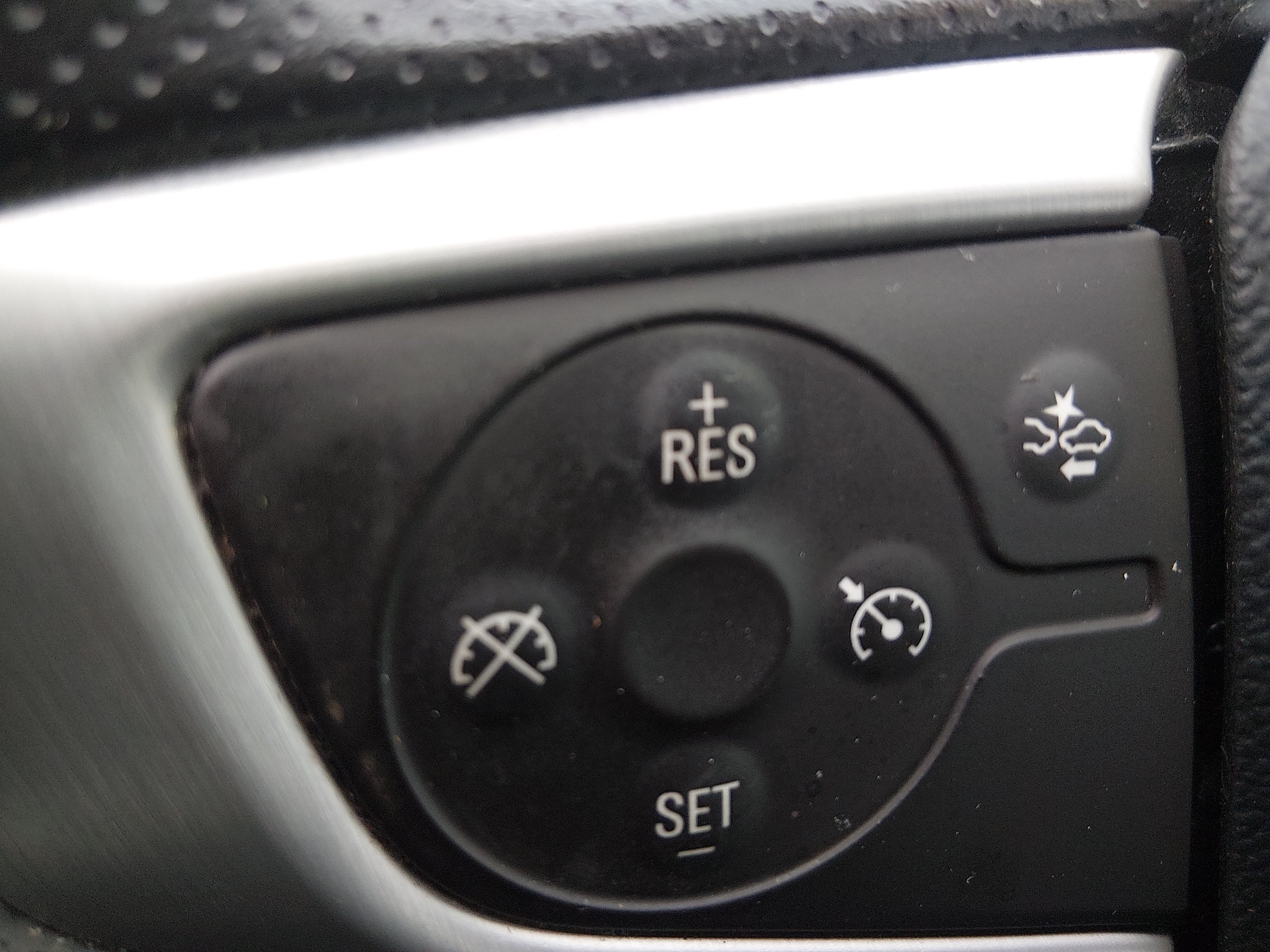 2024 GMC Terrain SLE - Photo 12