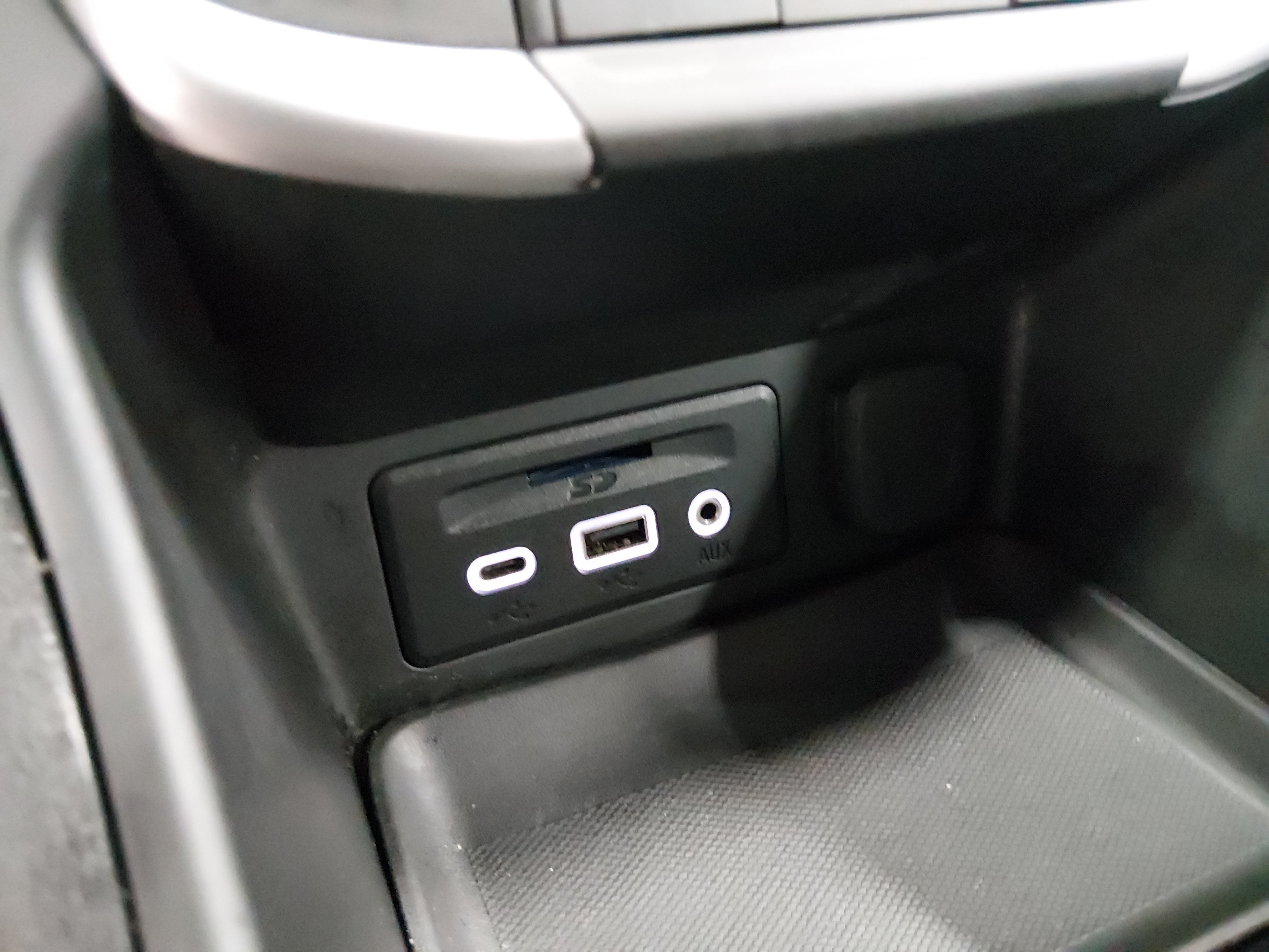 2024 GMC Terrain SLT - Photo 19