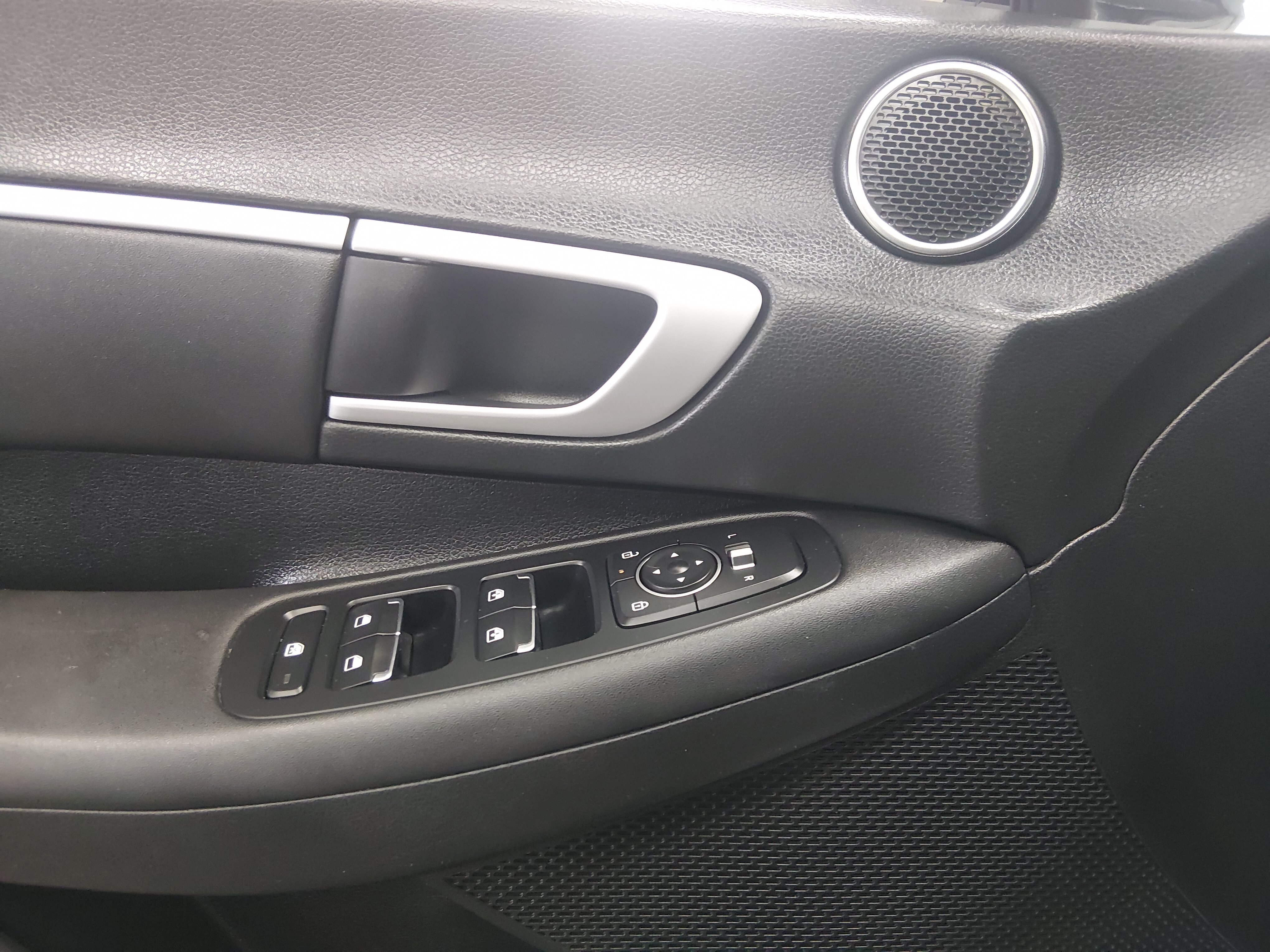 2024 Hyundai Sonata SEL - Photo 20