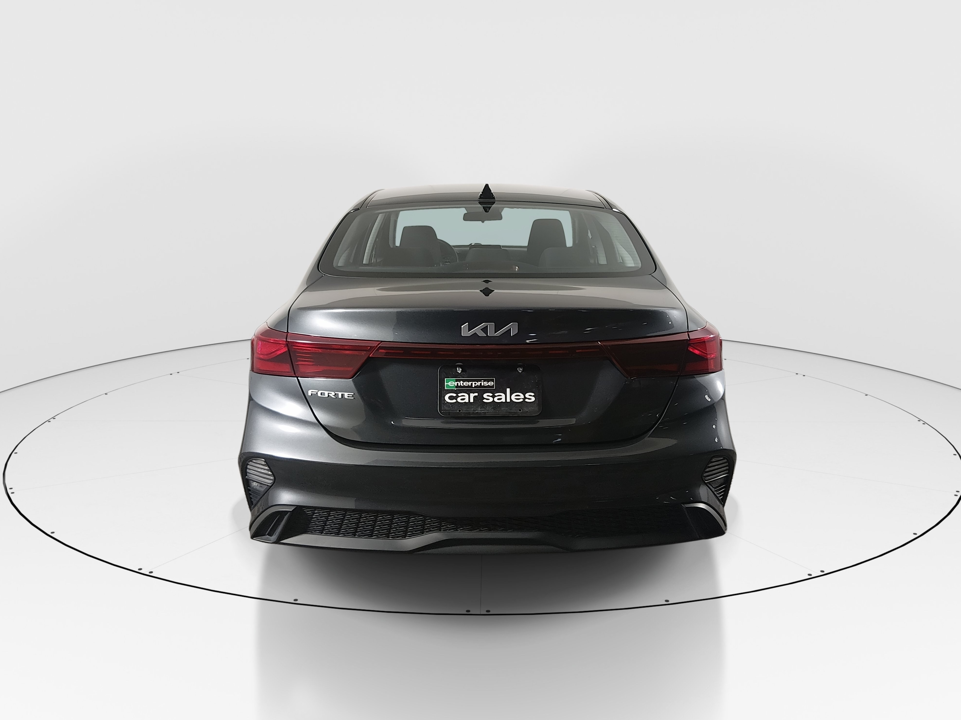 2024 Kia Forte LXS - Photo 6