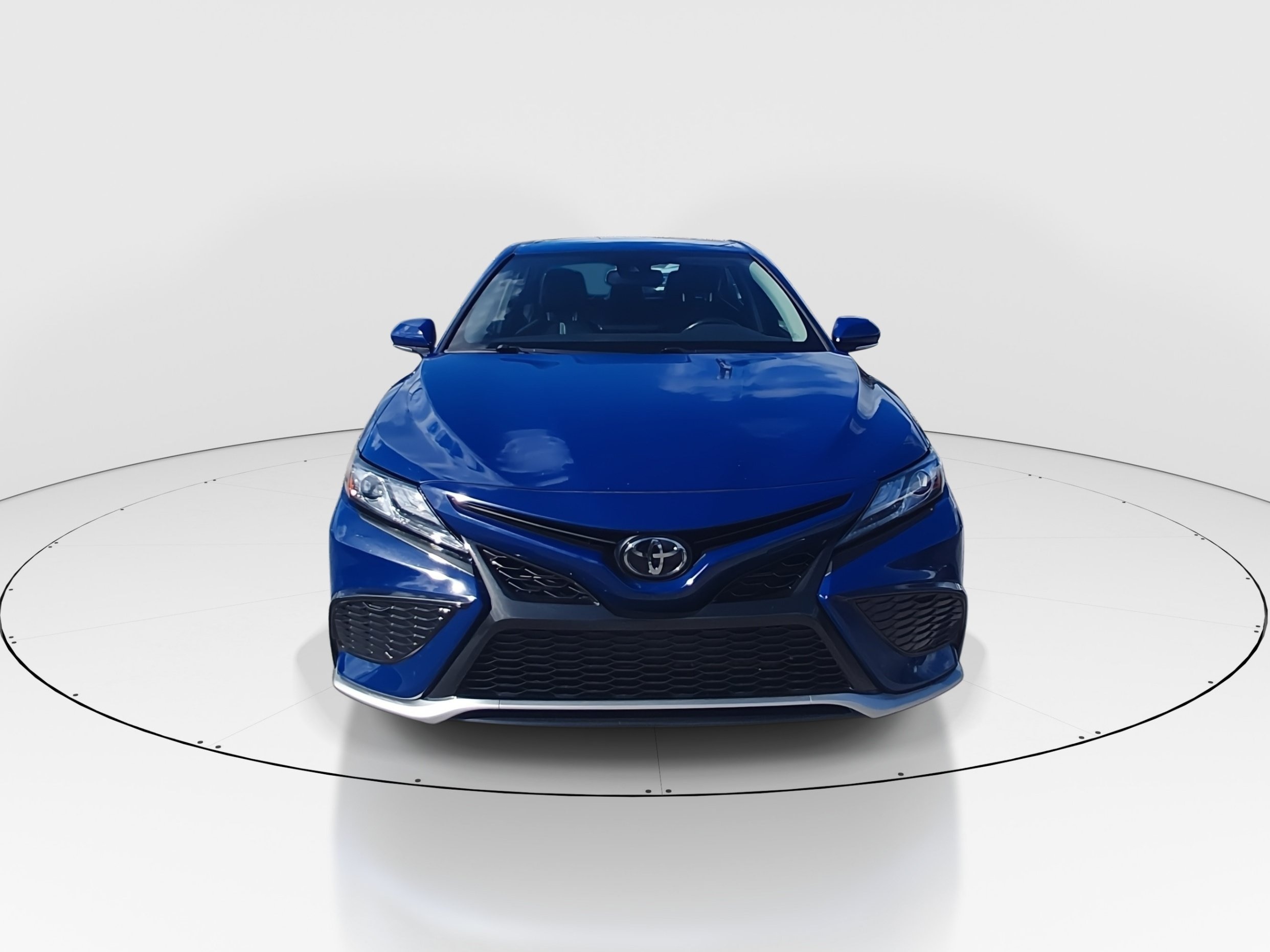 2024 Toyota Camry XSE - Photo 2
