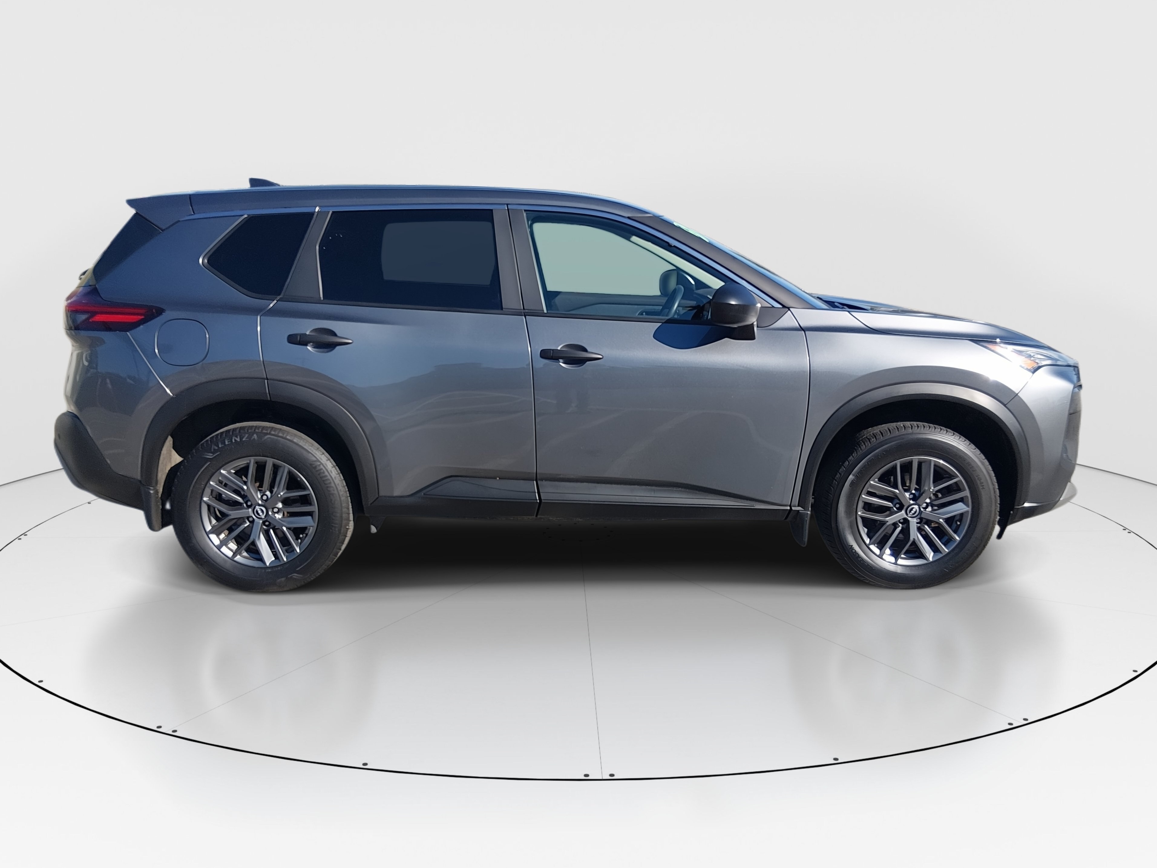 2023 Nissan Rogue S - Photo 8