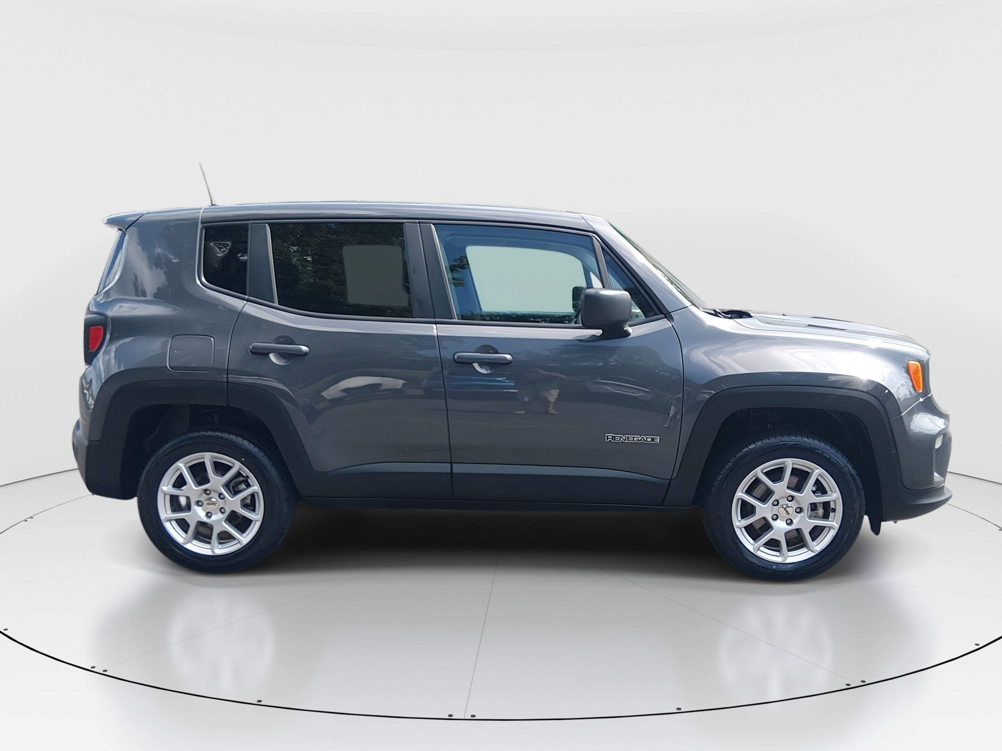 2023 Jeep Renegade Latitude - Photo 8