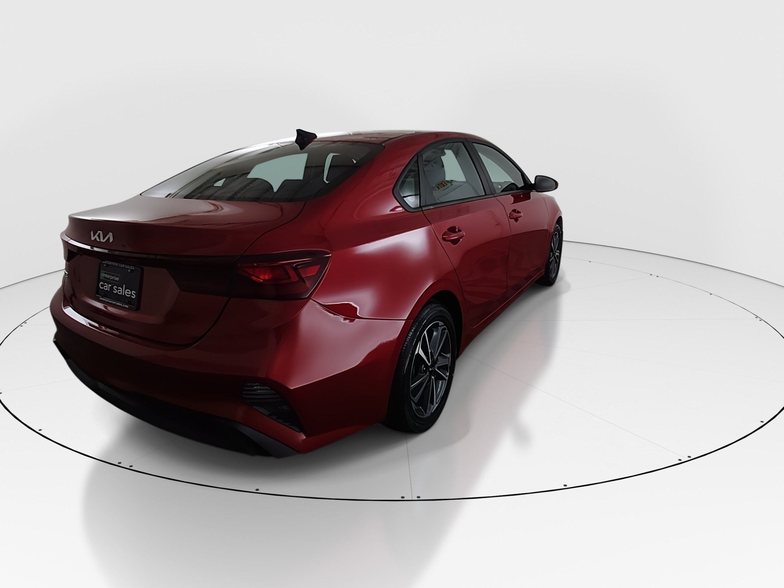 2024 Kia Forte LXS - Photo 7