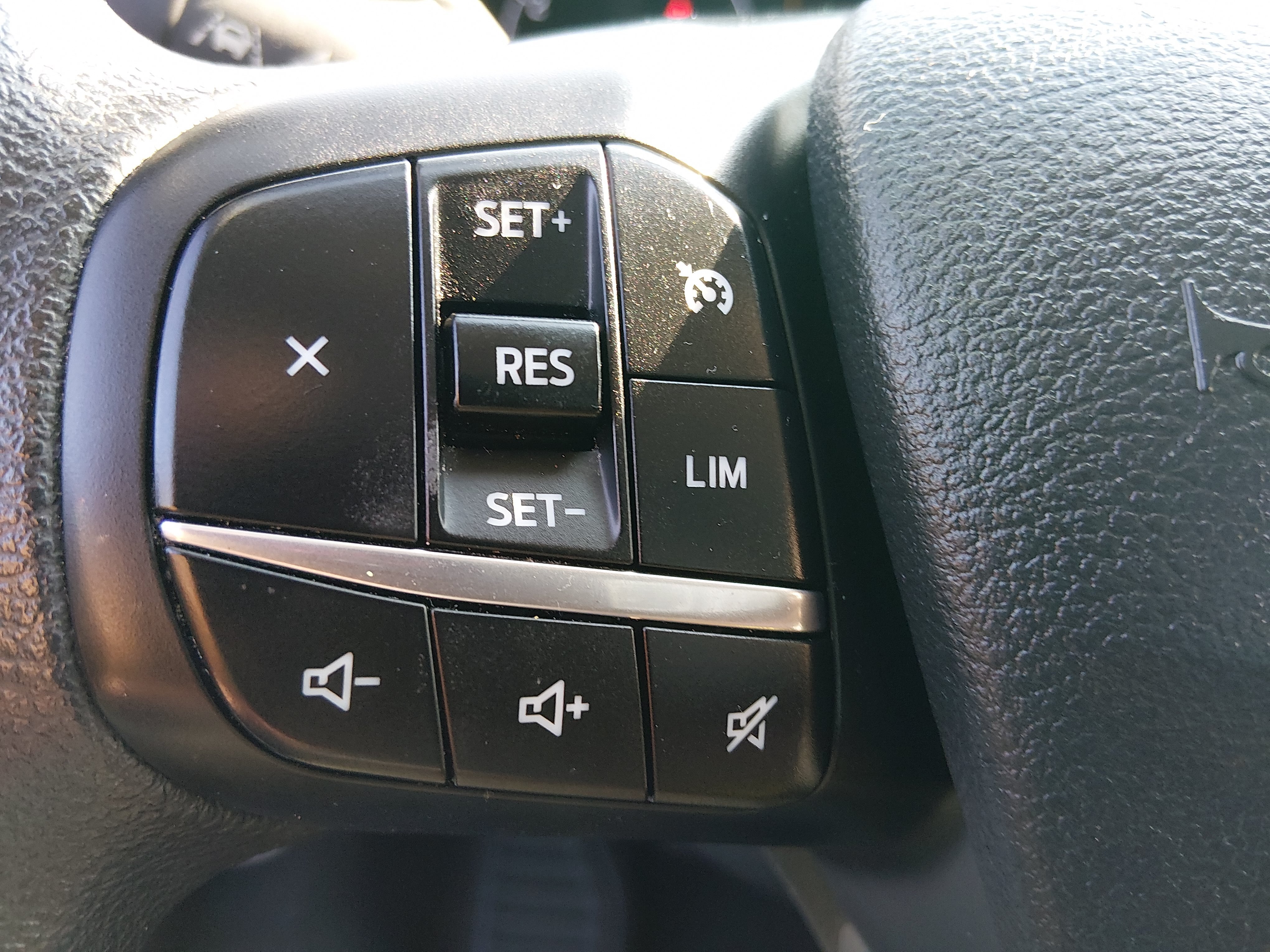 2024 Ford Transit Passenger Van XLT - Photo 12