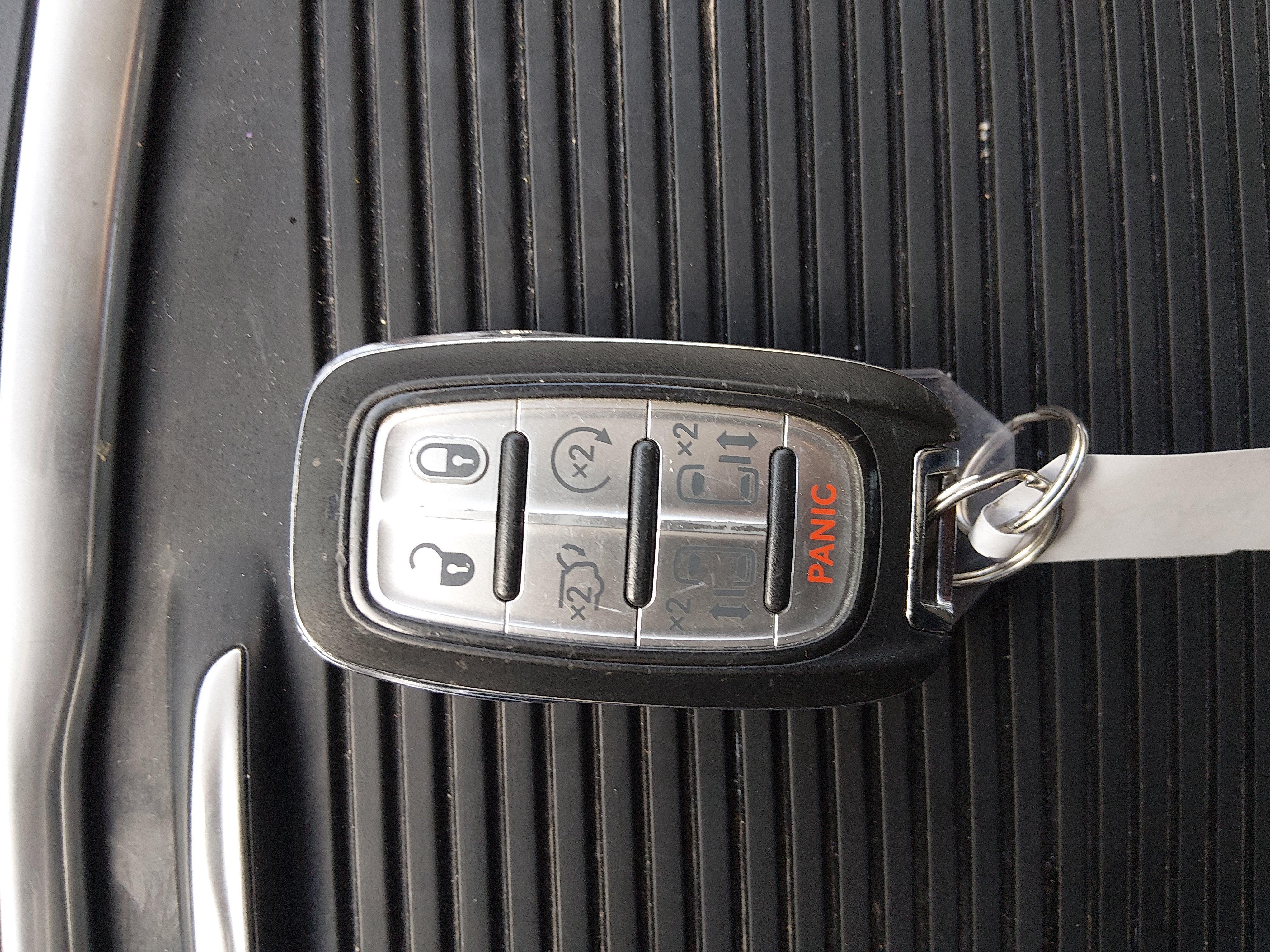 2023 Chrysler Pacifica Hybrid Touring L - Photo 15