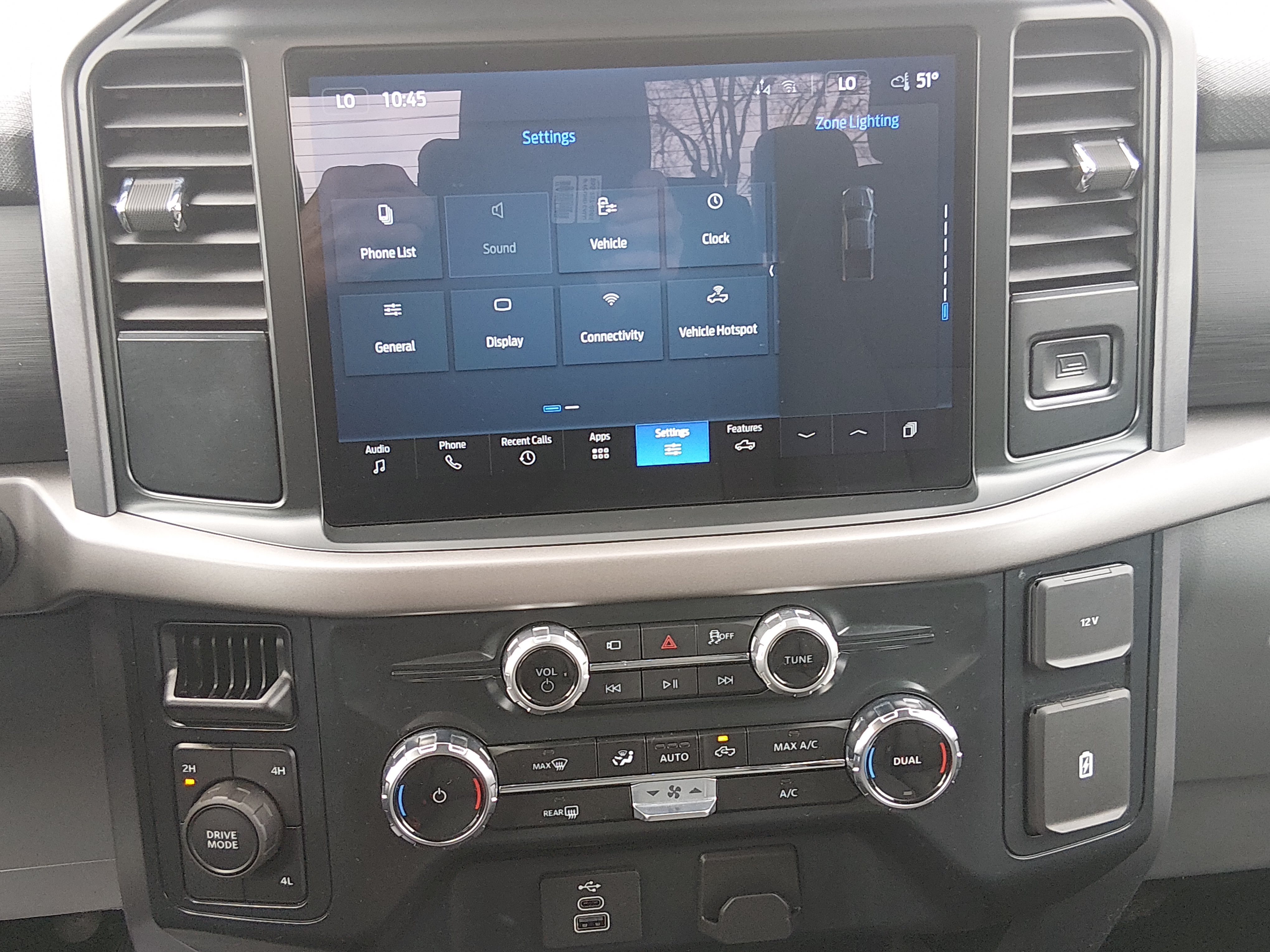 2025 Ford F-150 XLT - Photo 18