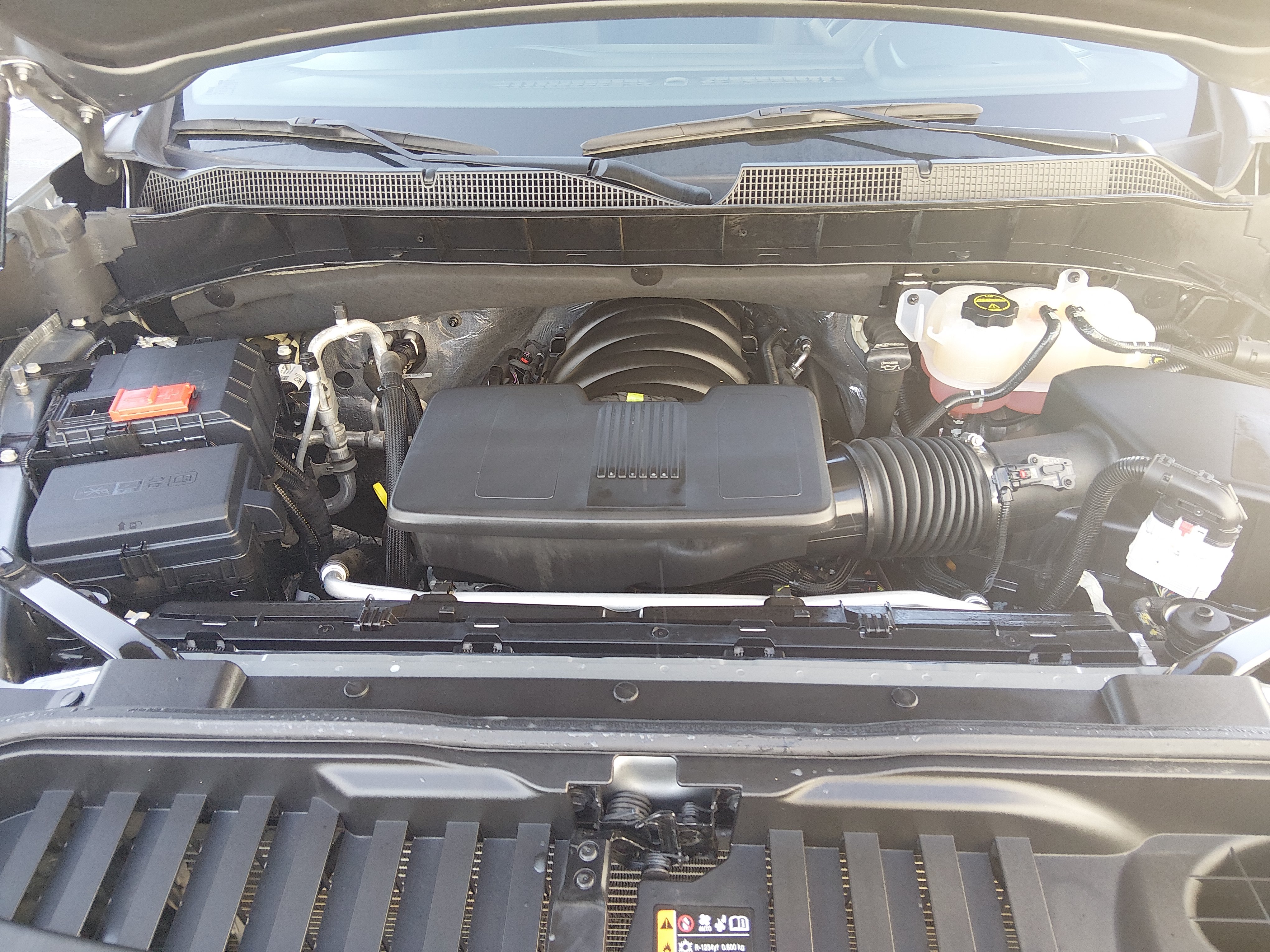 2025 Chevrolet Silverado 1500 LT - Photo 9