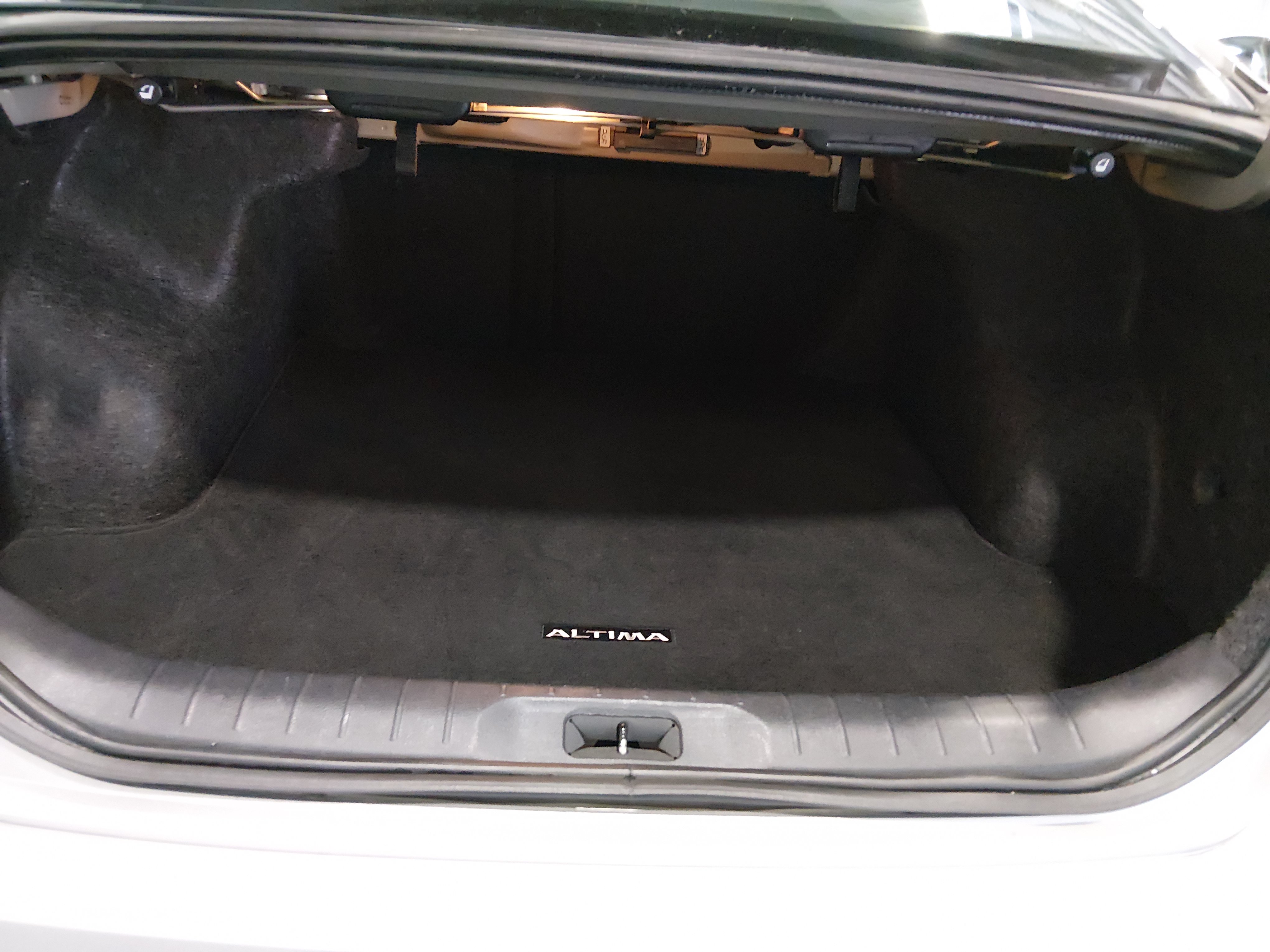 2023 Nissan Altima SV - Photo 11