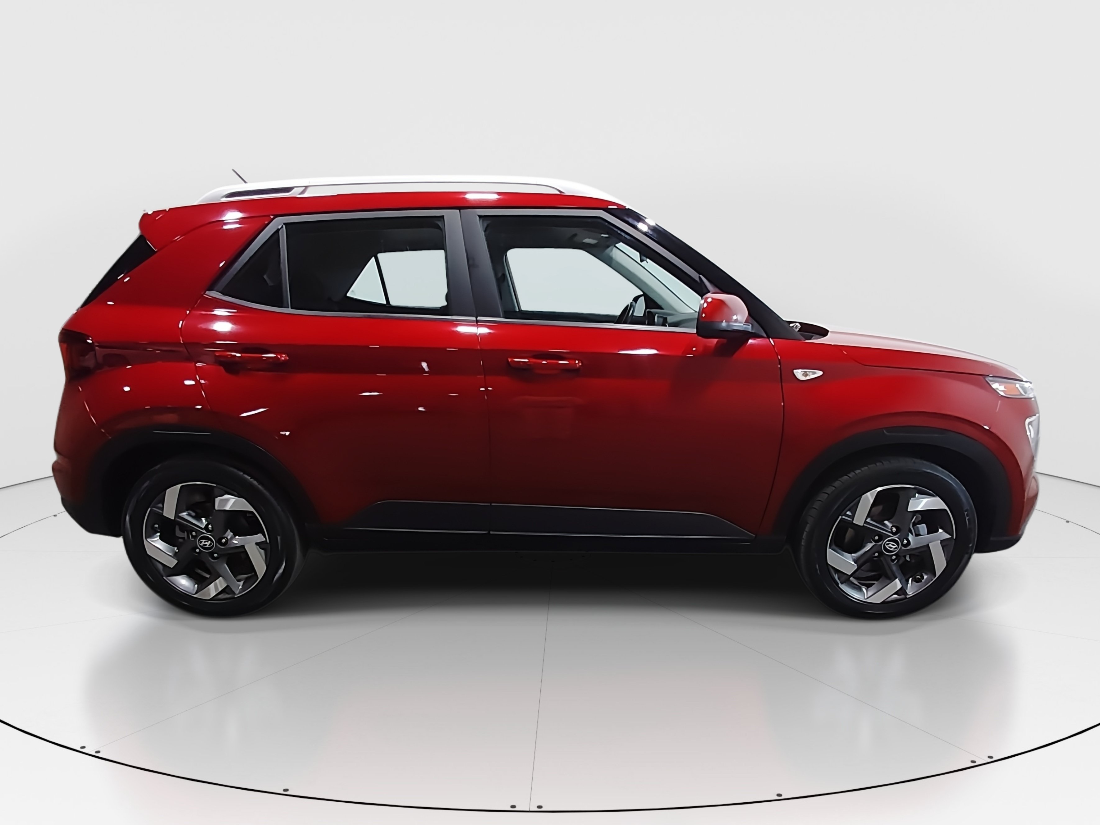 2025 Hyundai Venue SEL - Photo 8