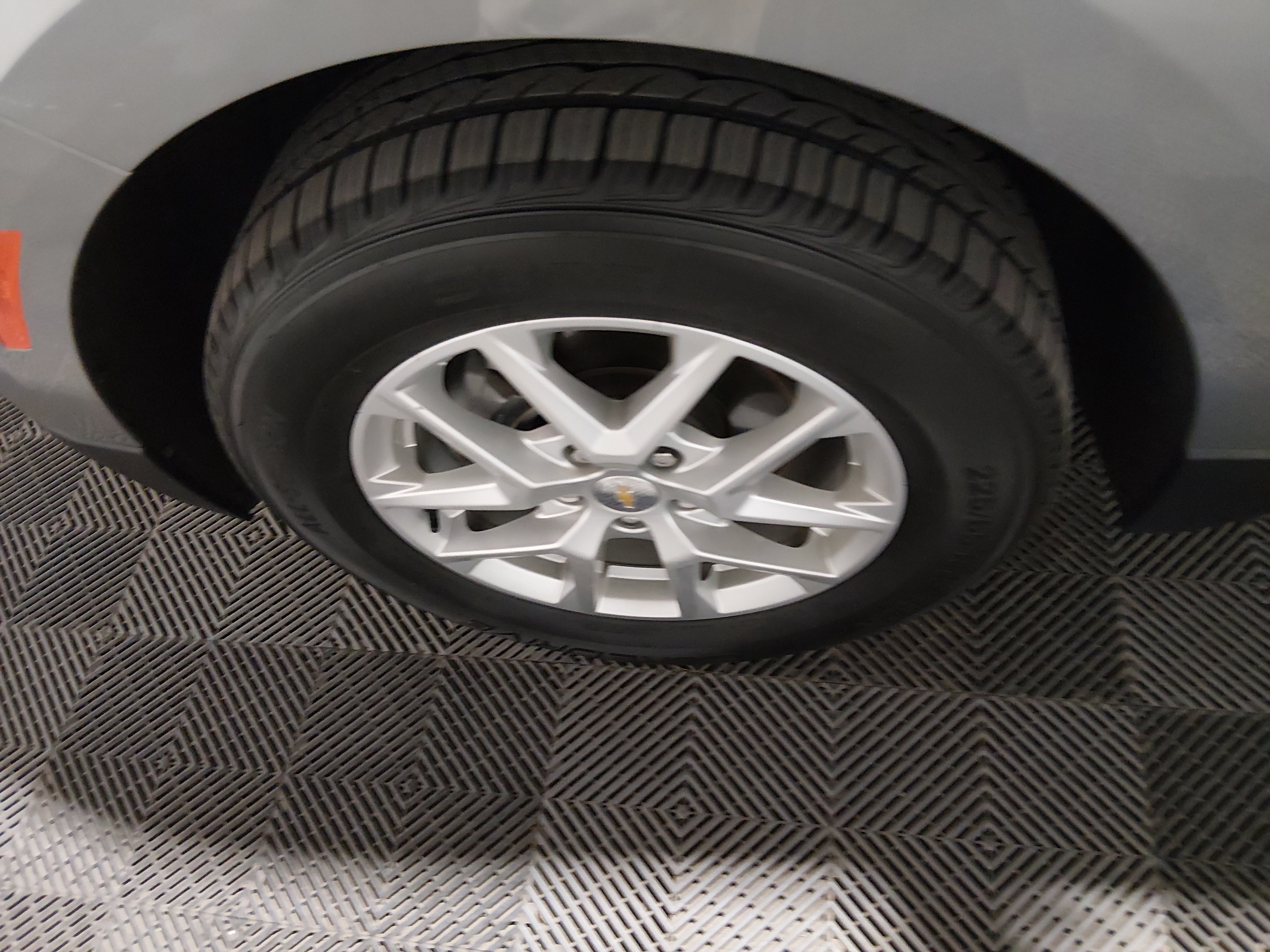 2023 Chevrolet Equinox LT - Photo 10