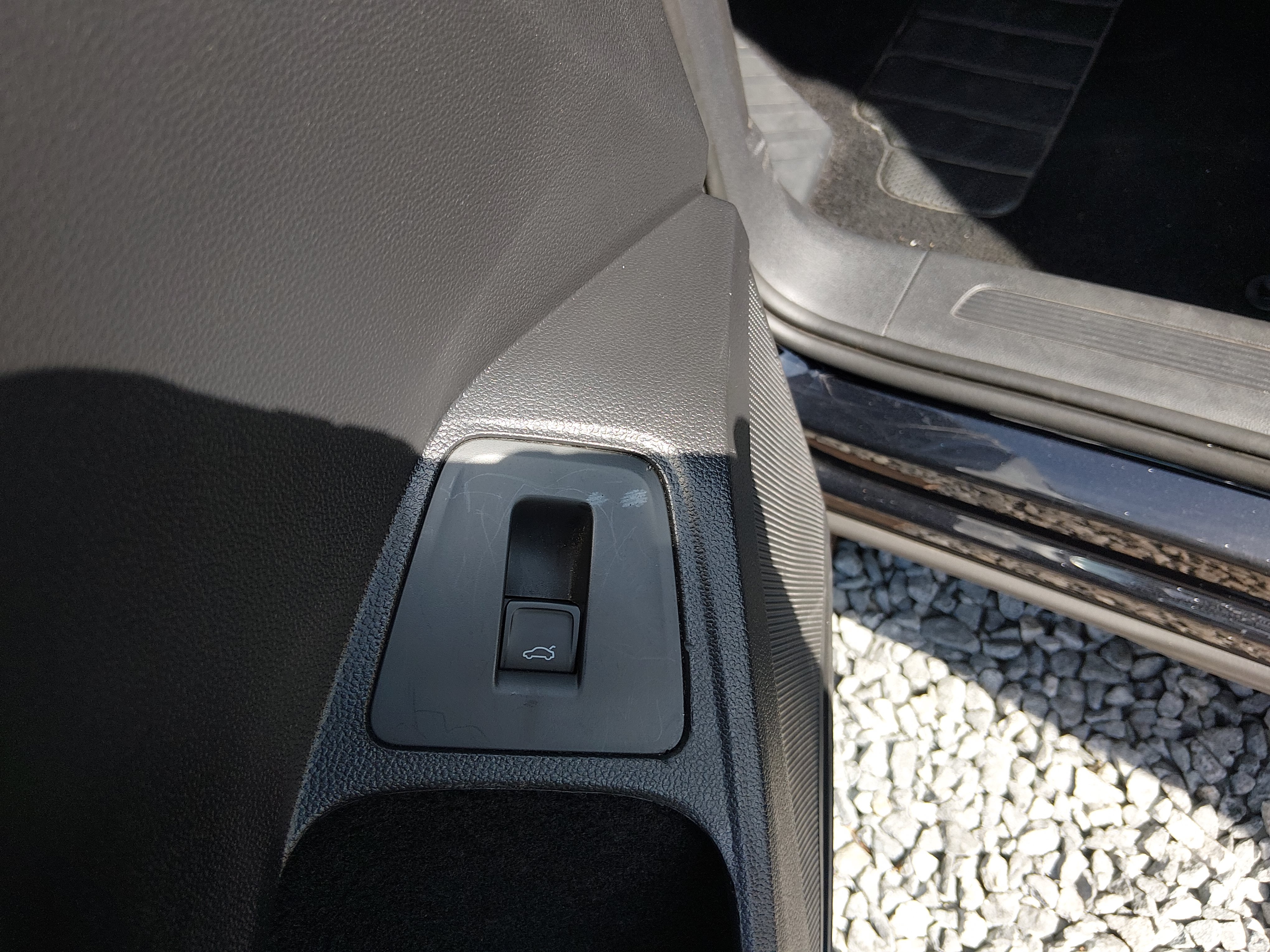 2024 Volkswagen Tiguan SE - Photo 19