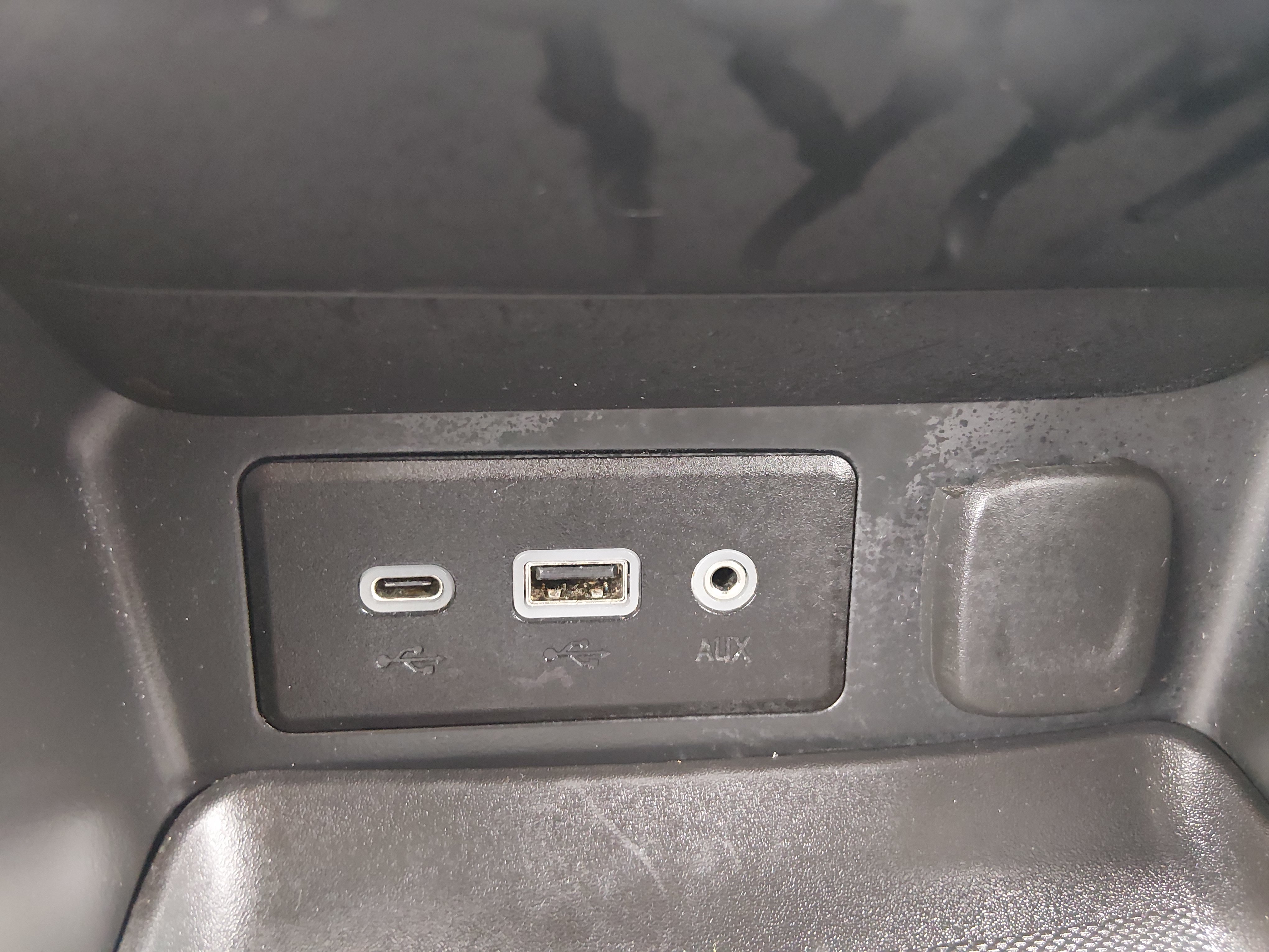 2024 GMC Terrain SLE - Photo 20