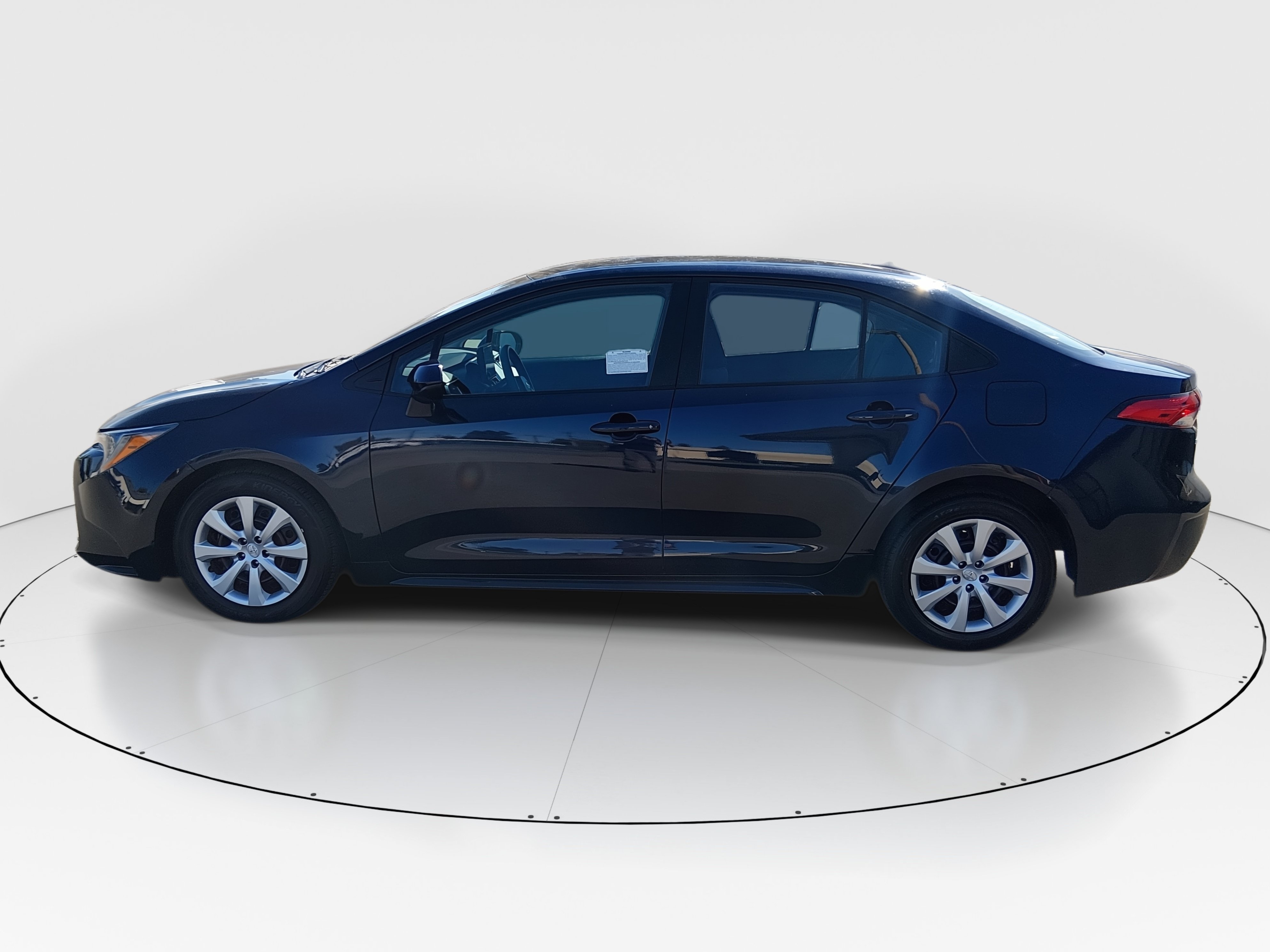 2024 Toyota Corolla LE - Photo 4