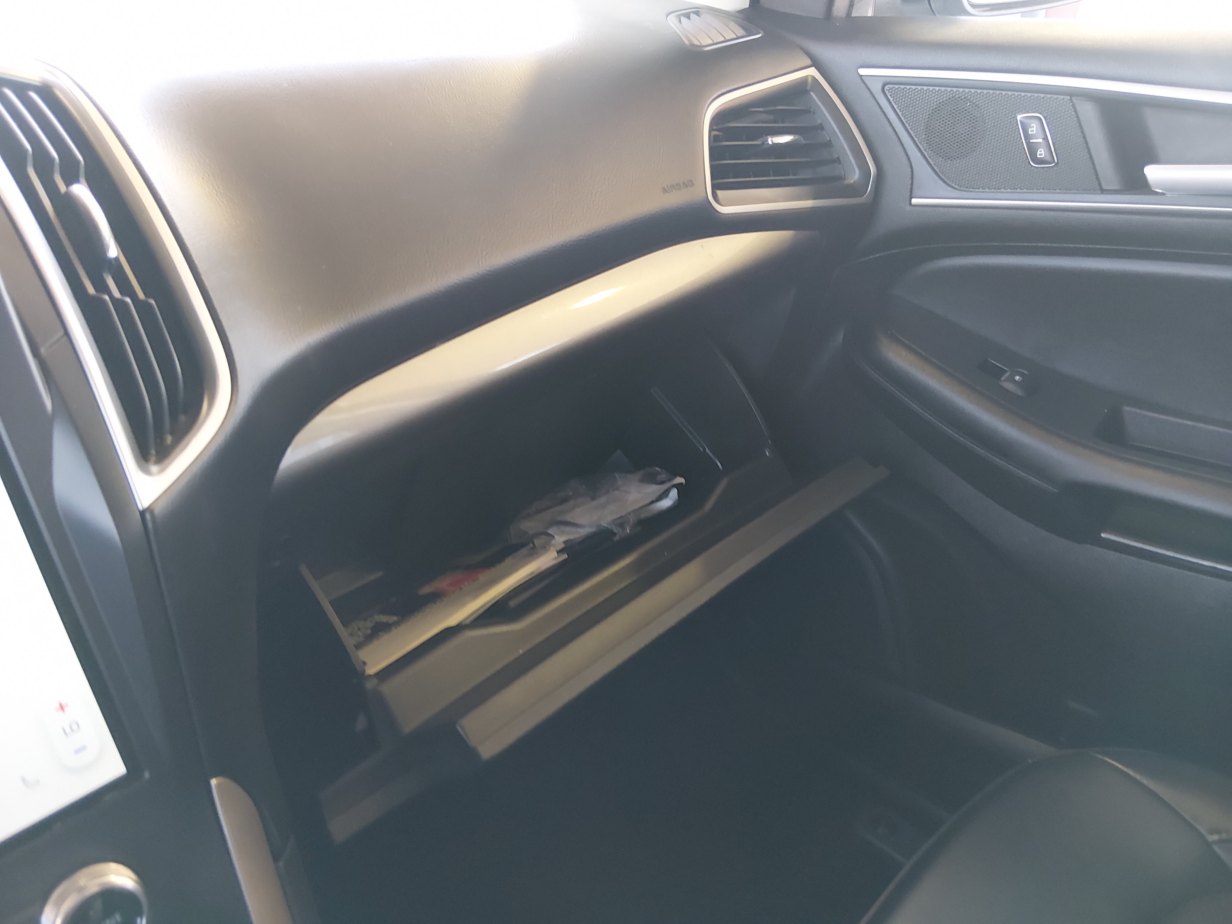 2024 Ford Edge SEL - Photo 16