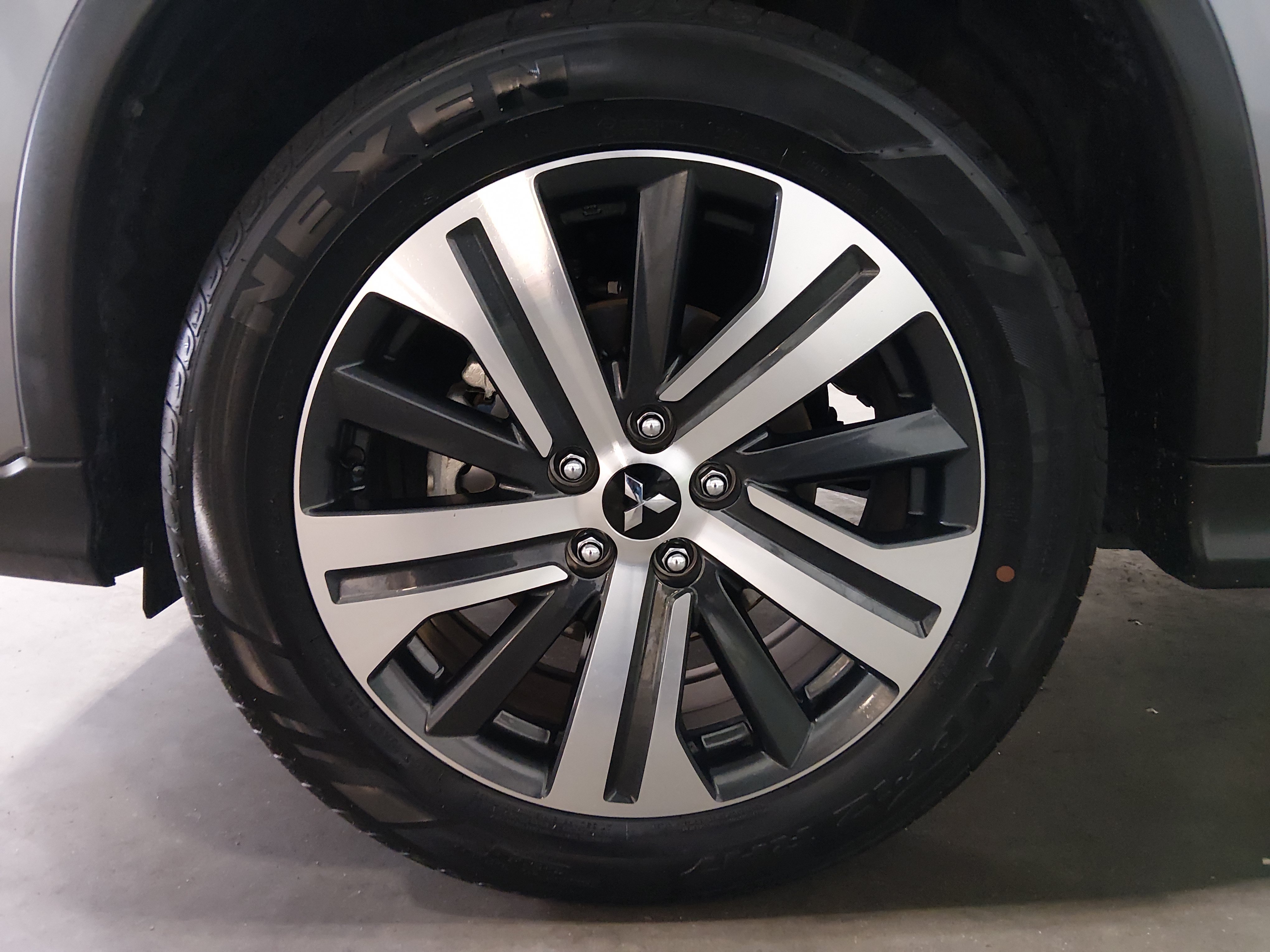 2025 Mitsubishi Outlander Sport ES - Photo 10