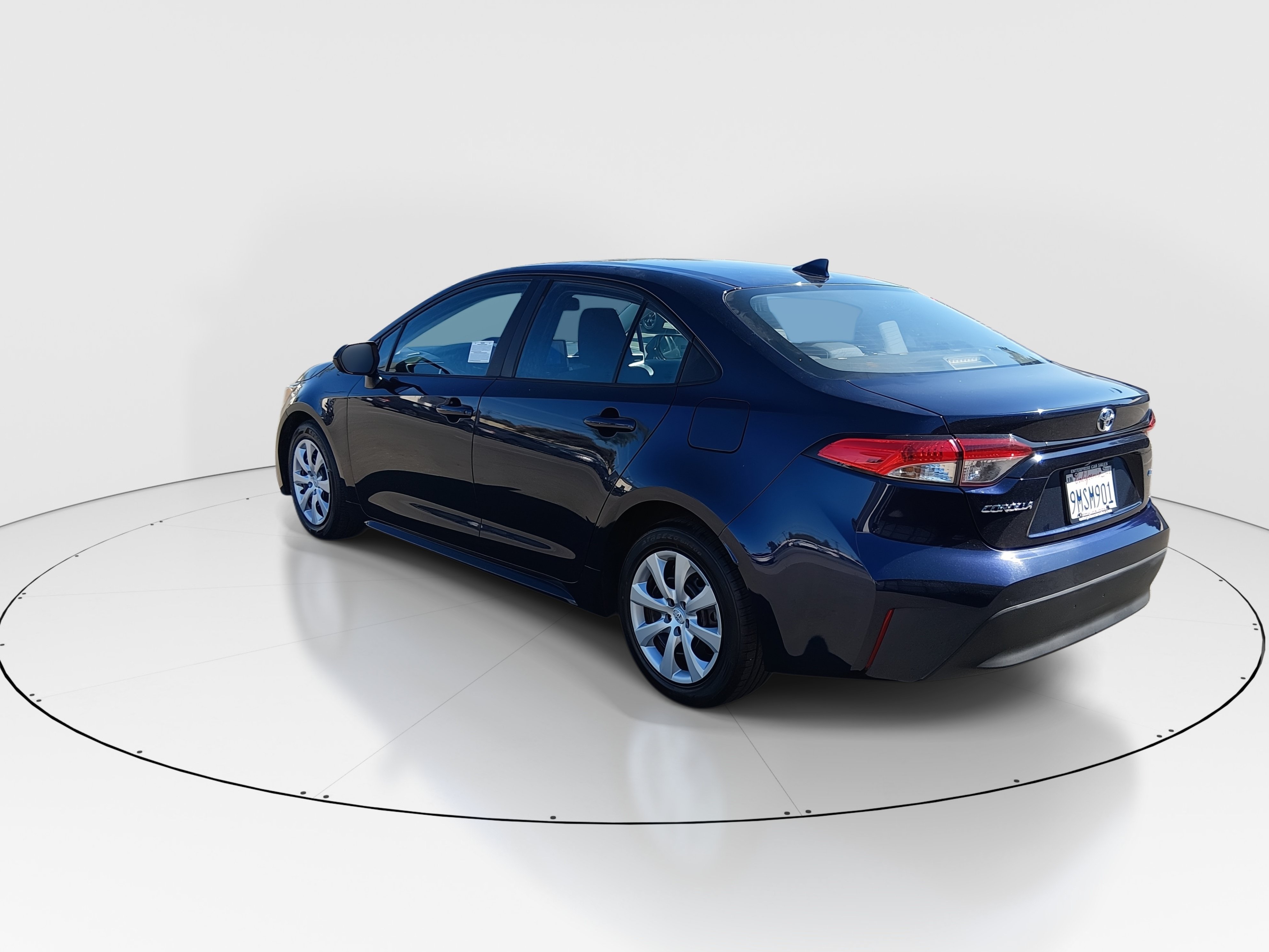 2024 Toyota Corolla LE - Photo 5