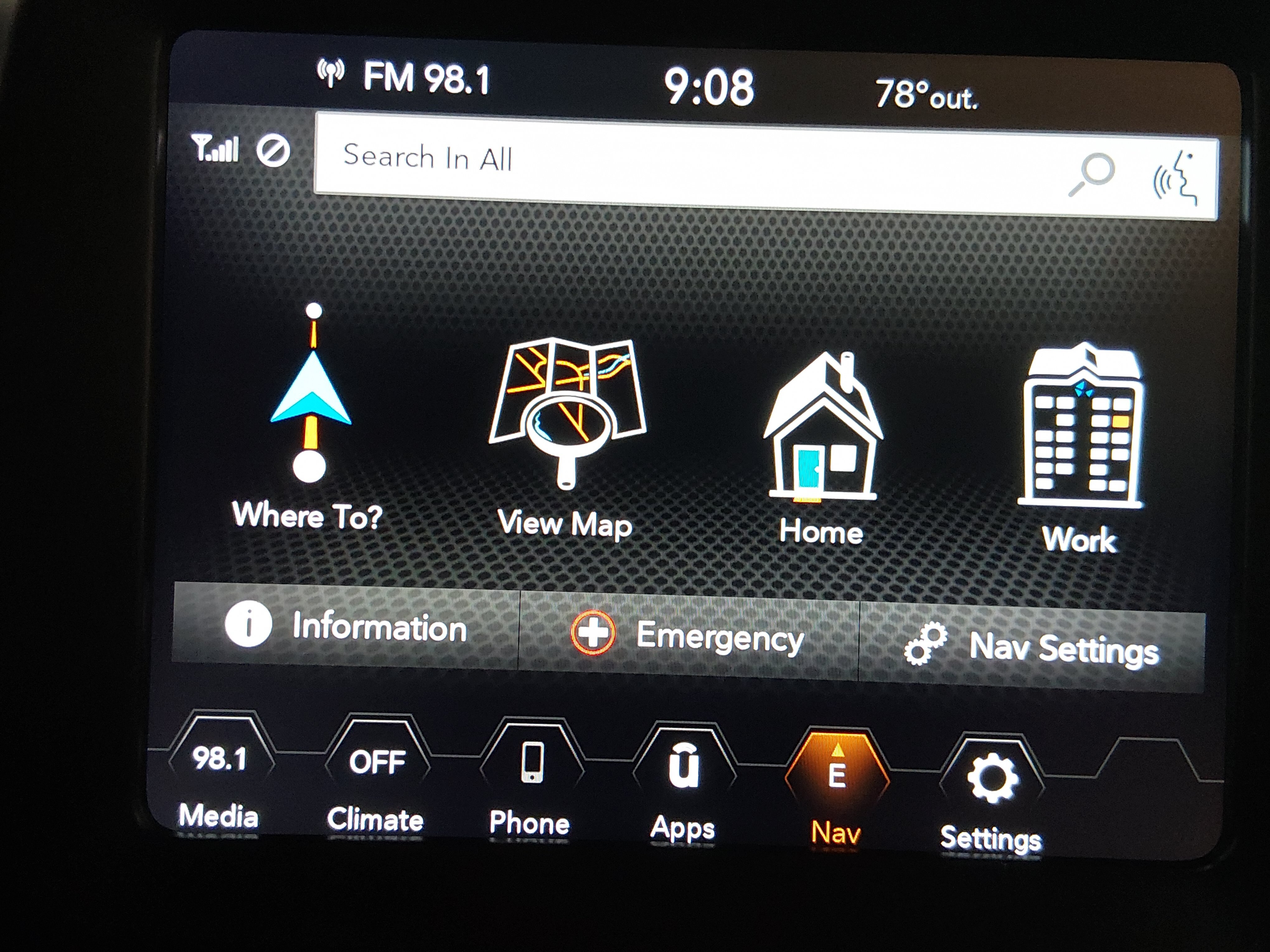 2023 Jeep Renegade Latitude - Photo 17