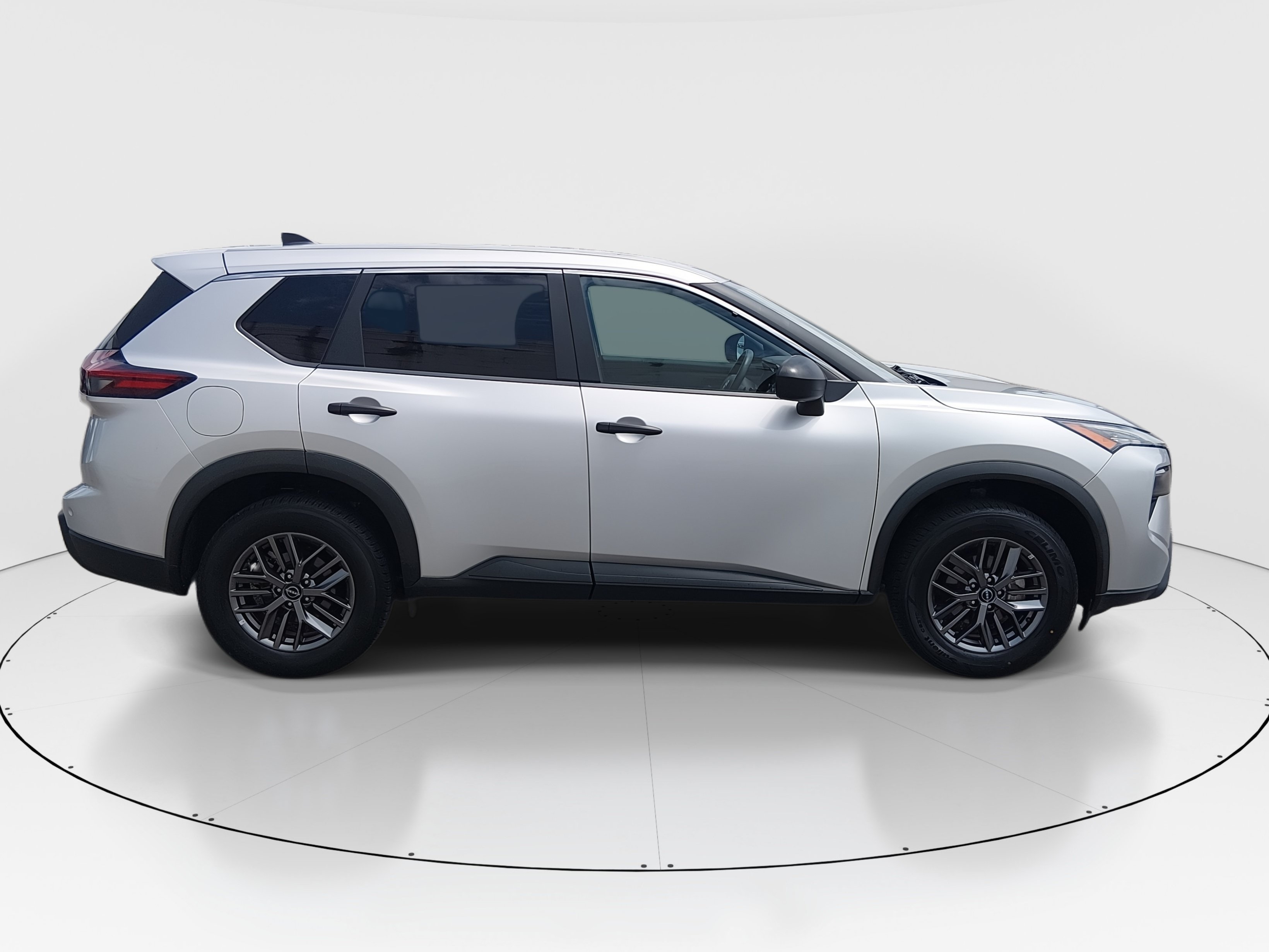 2024 Nissan Rogue S - Photo 8