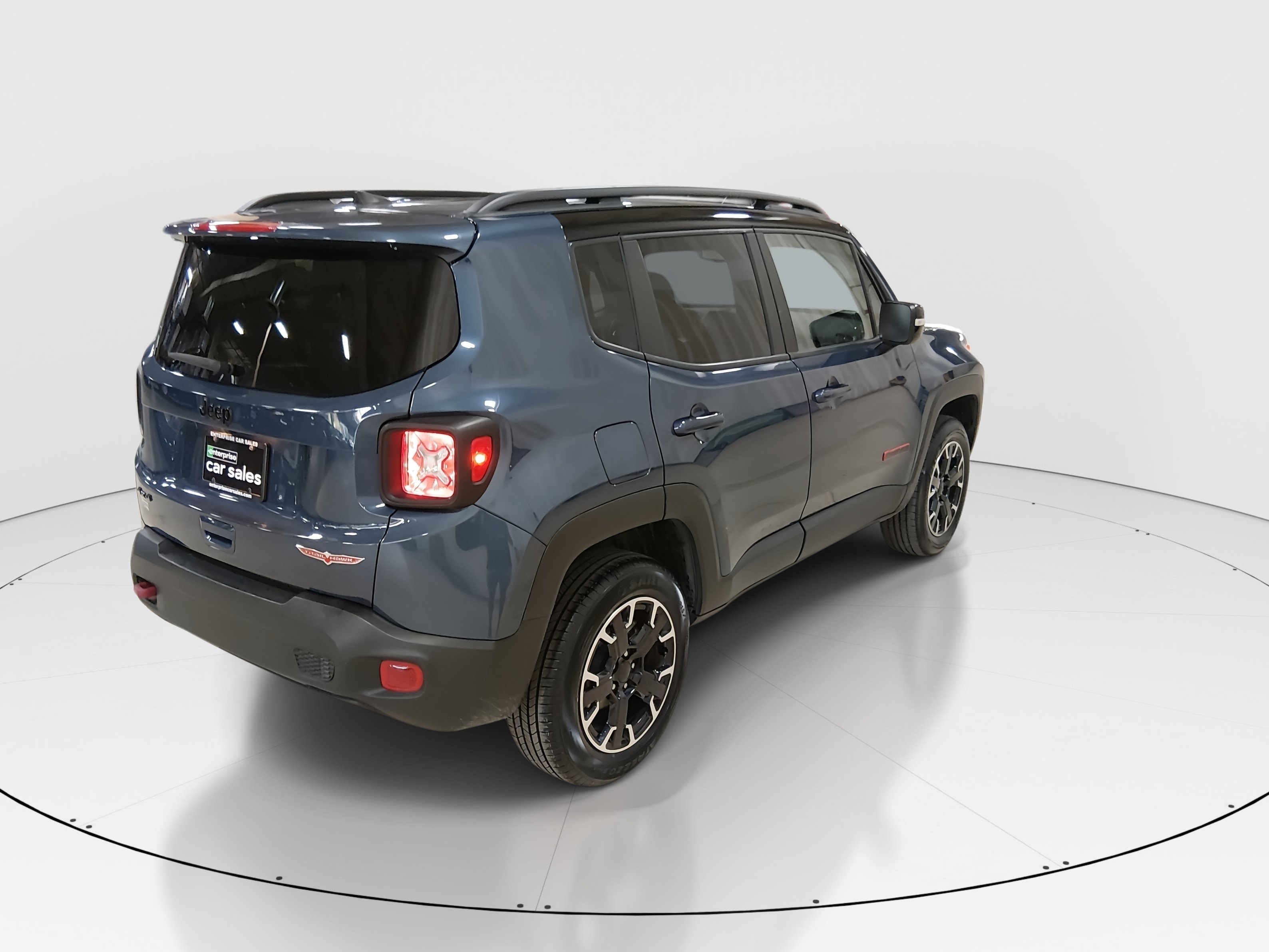 2023 Jeep Renegade Trailhawk - Photo 7