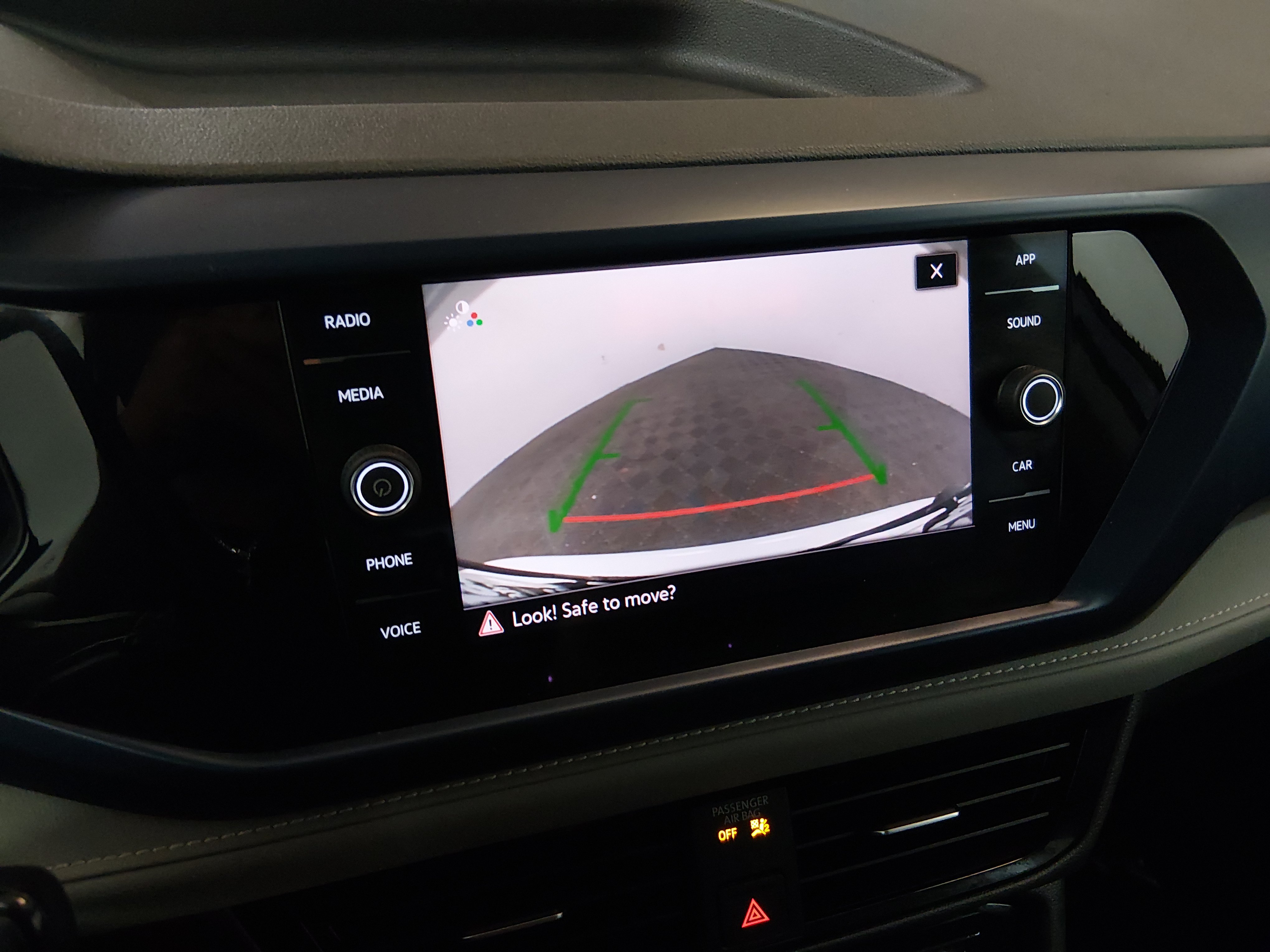 2024 Volkswagen Taos SE - Photo 16