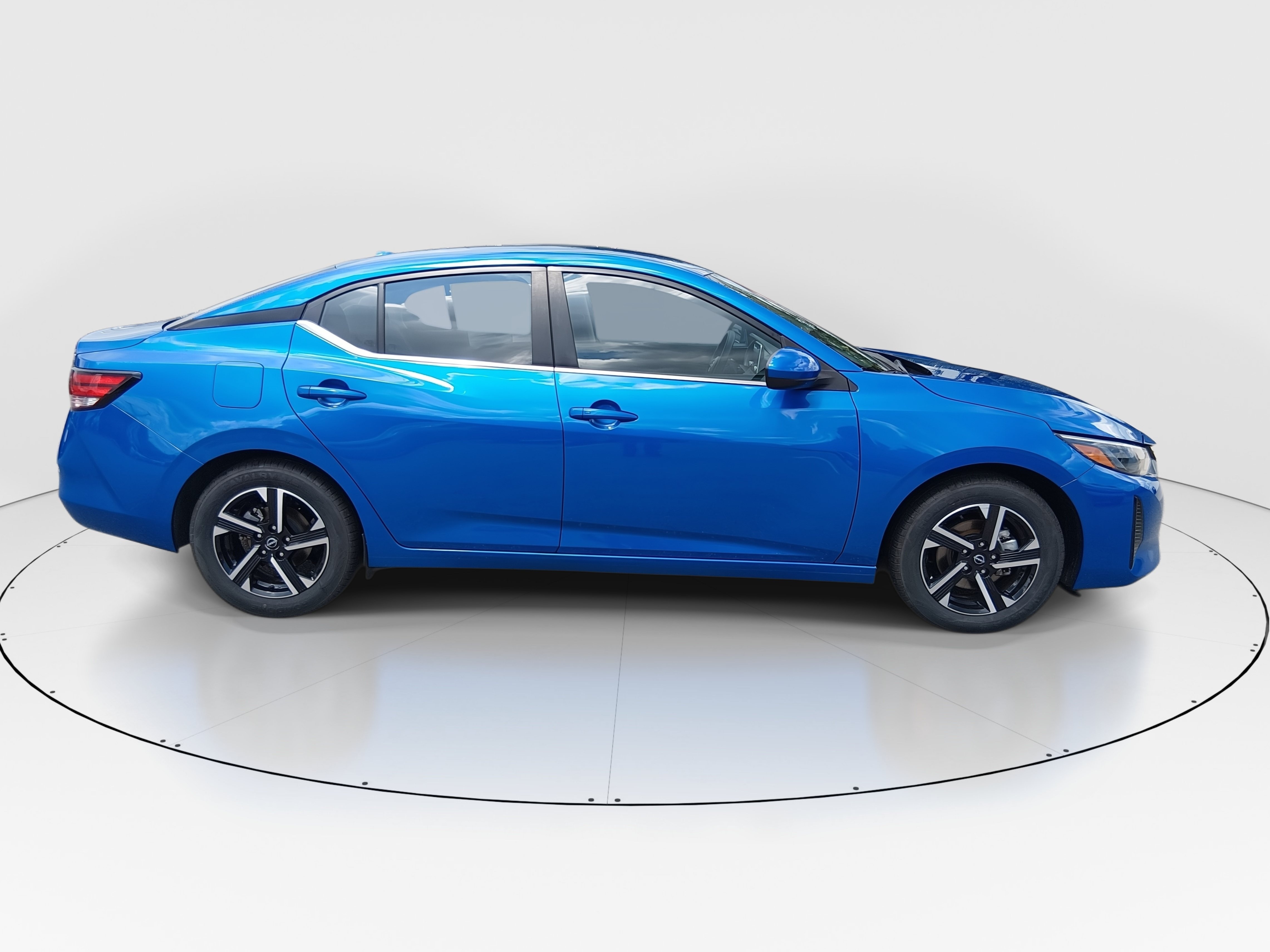 2024 Nissan Sentra SV - Photo 8