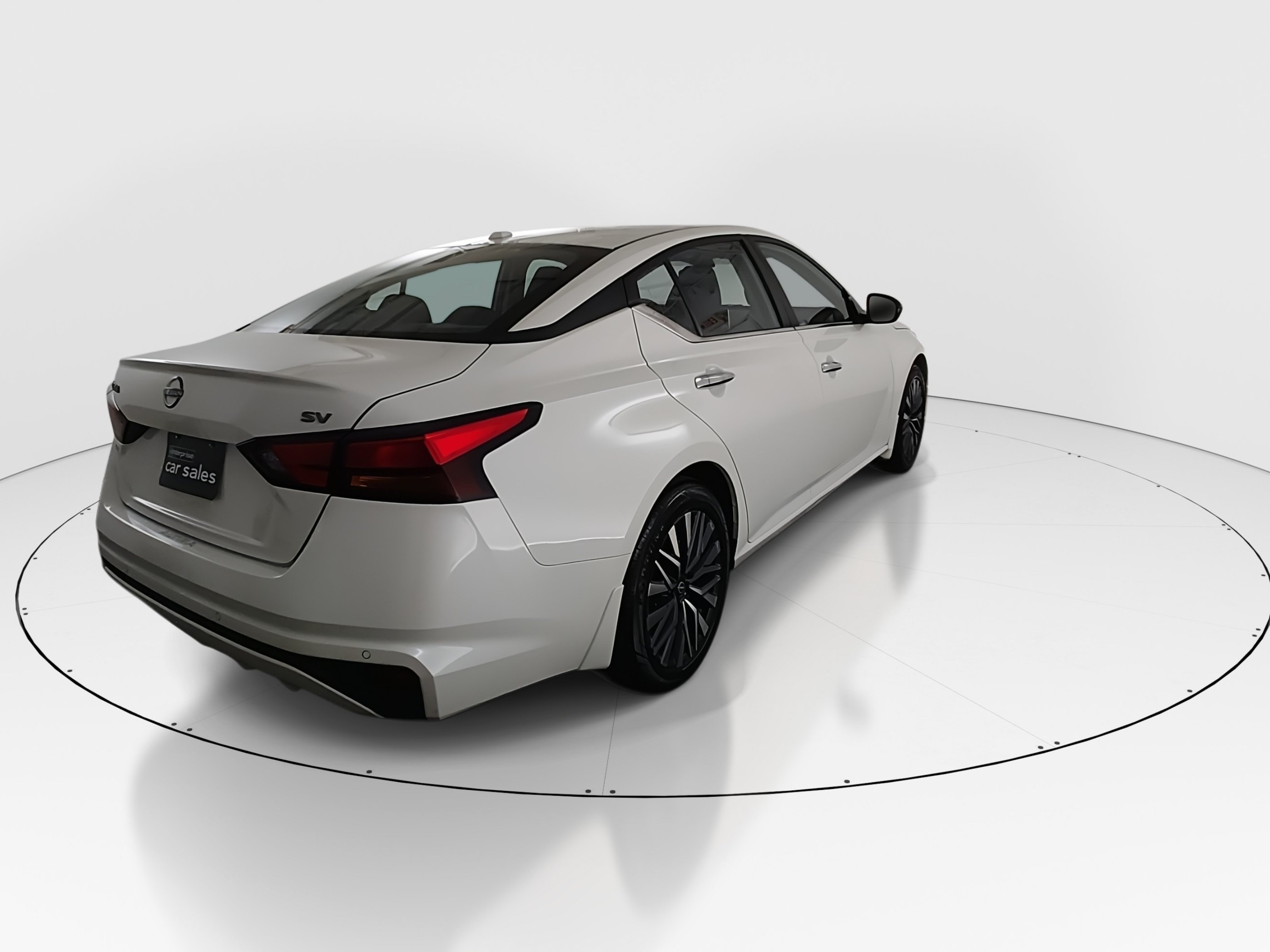 2024 Nissan Altima SV - Photo 7