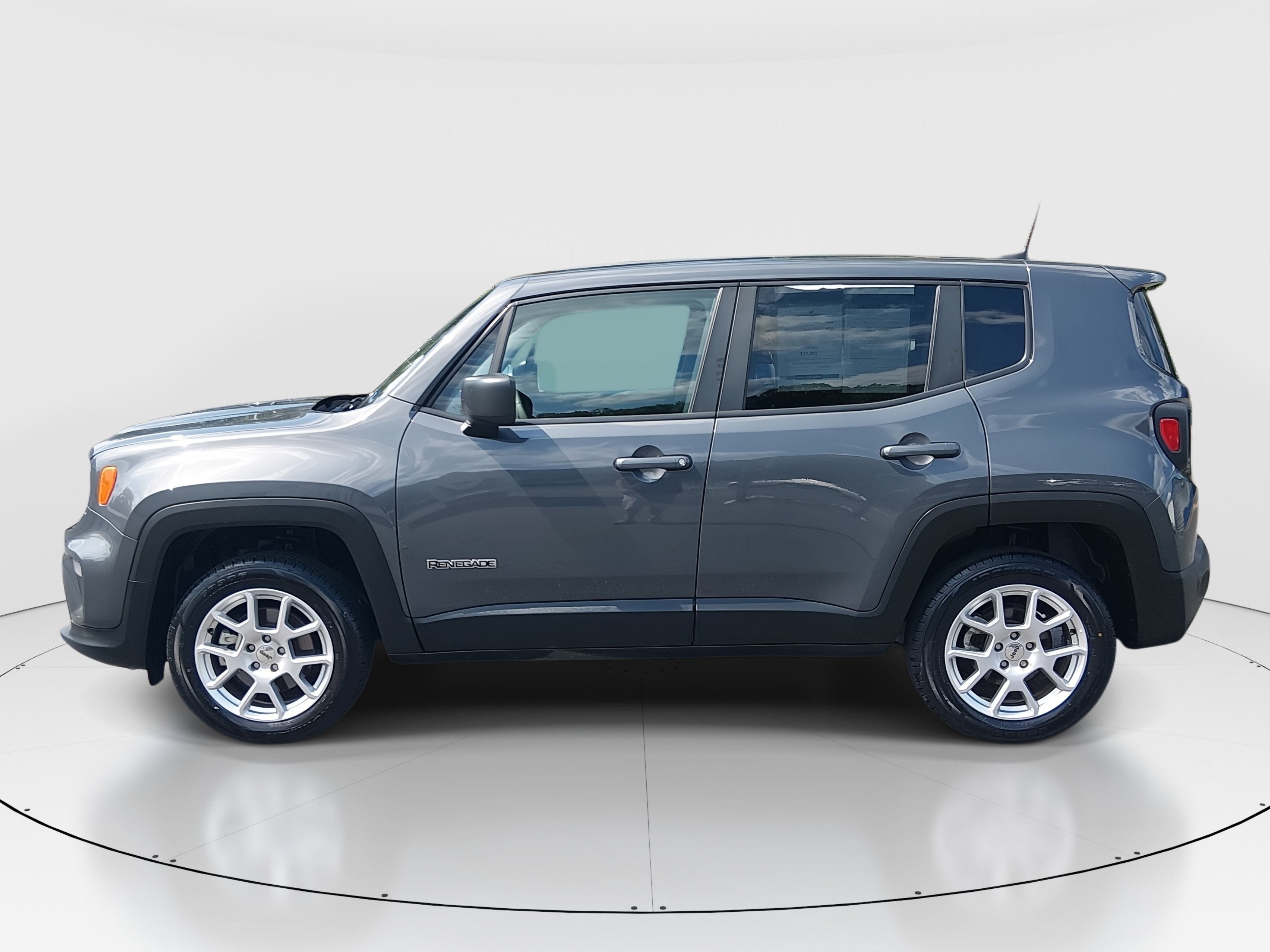 2023 Jeep Renegade Latitude - Photo 4
