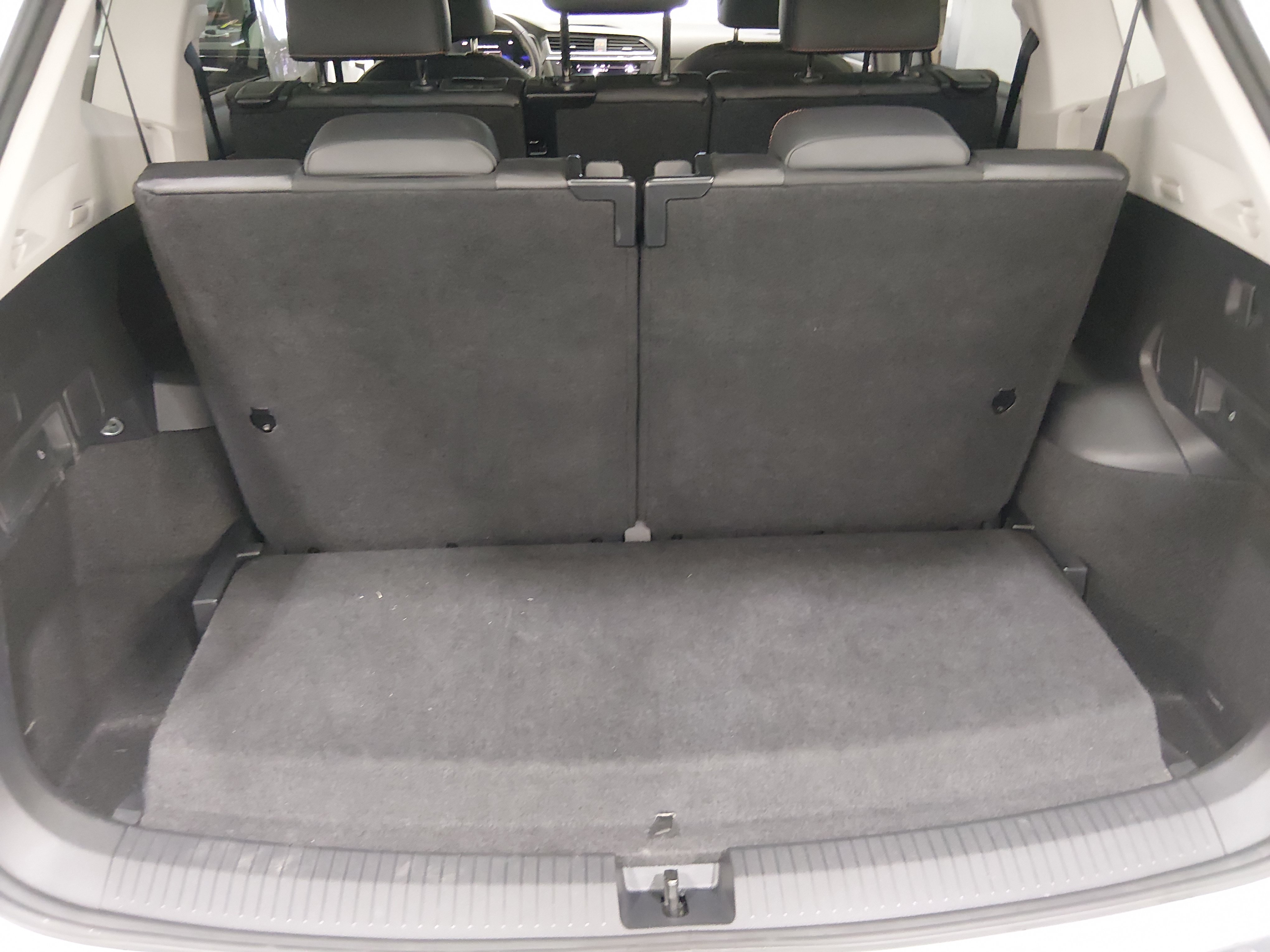 2024 Volkswagen Tiguan Wolfsburg Edition - Photo 11