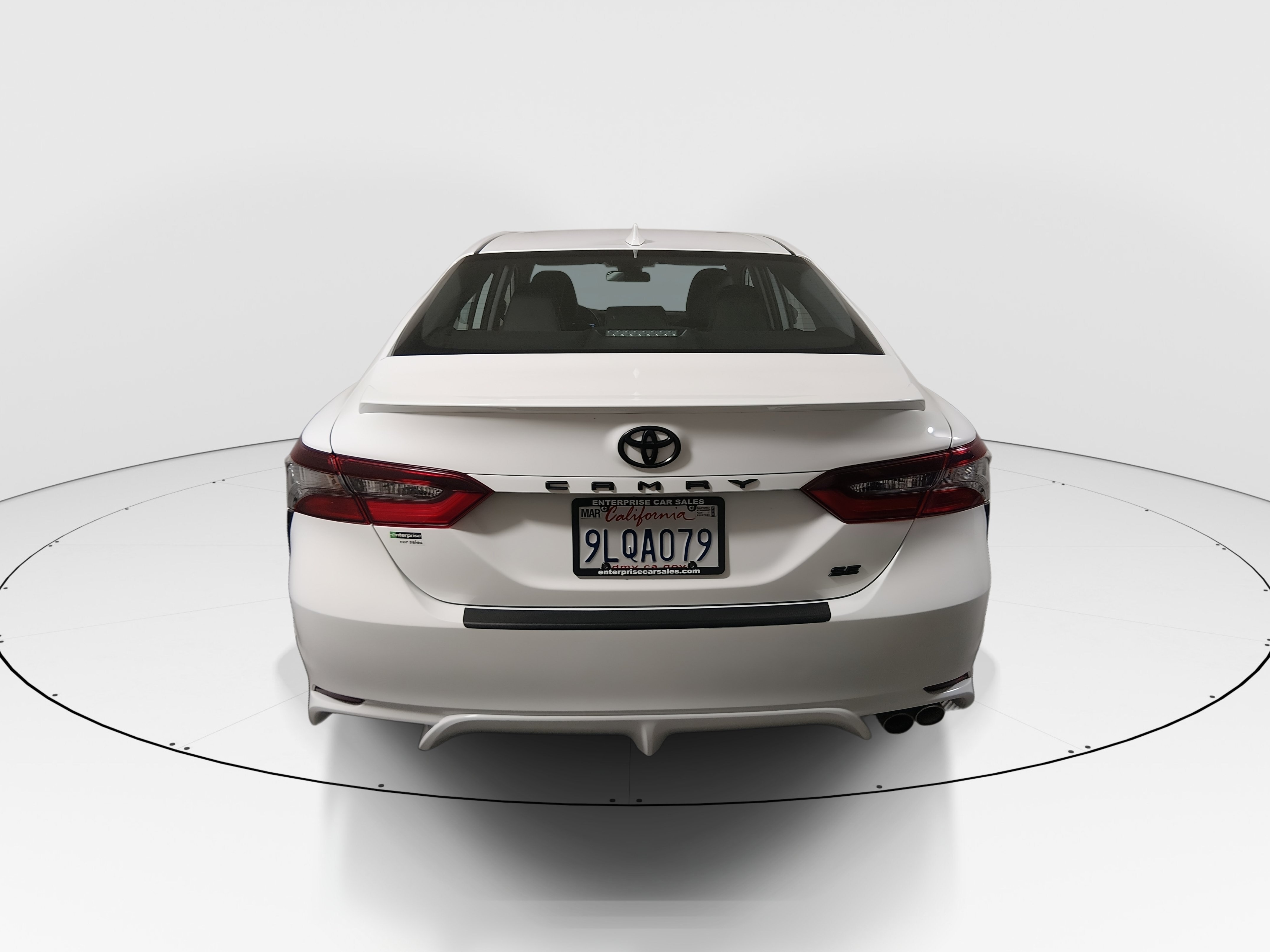 2024 Toyota Camry SE - Photo 6